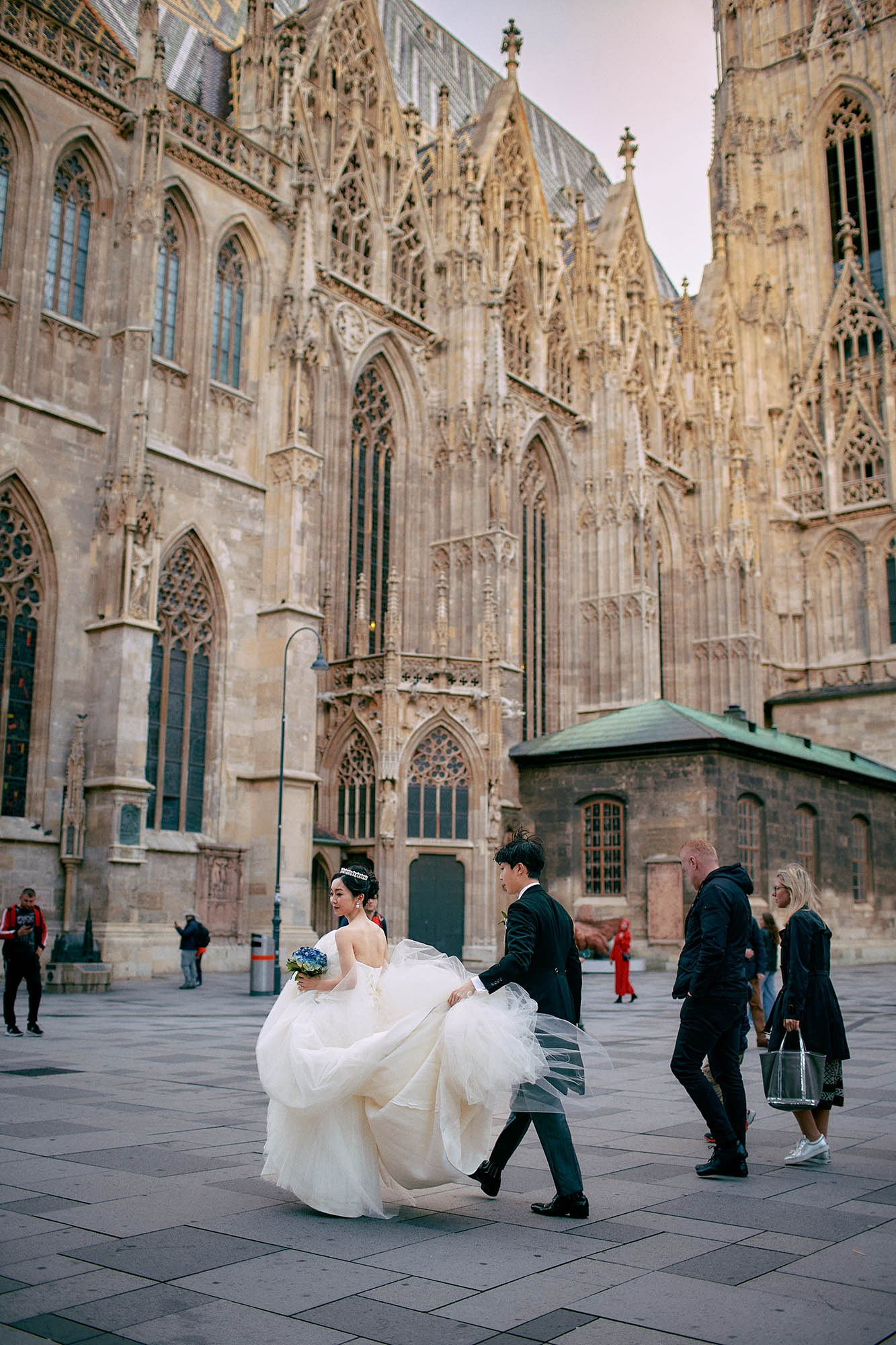 Intimate Belvedere Palace Wedding | Vienna Love Story