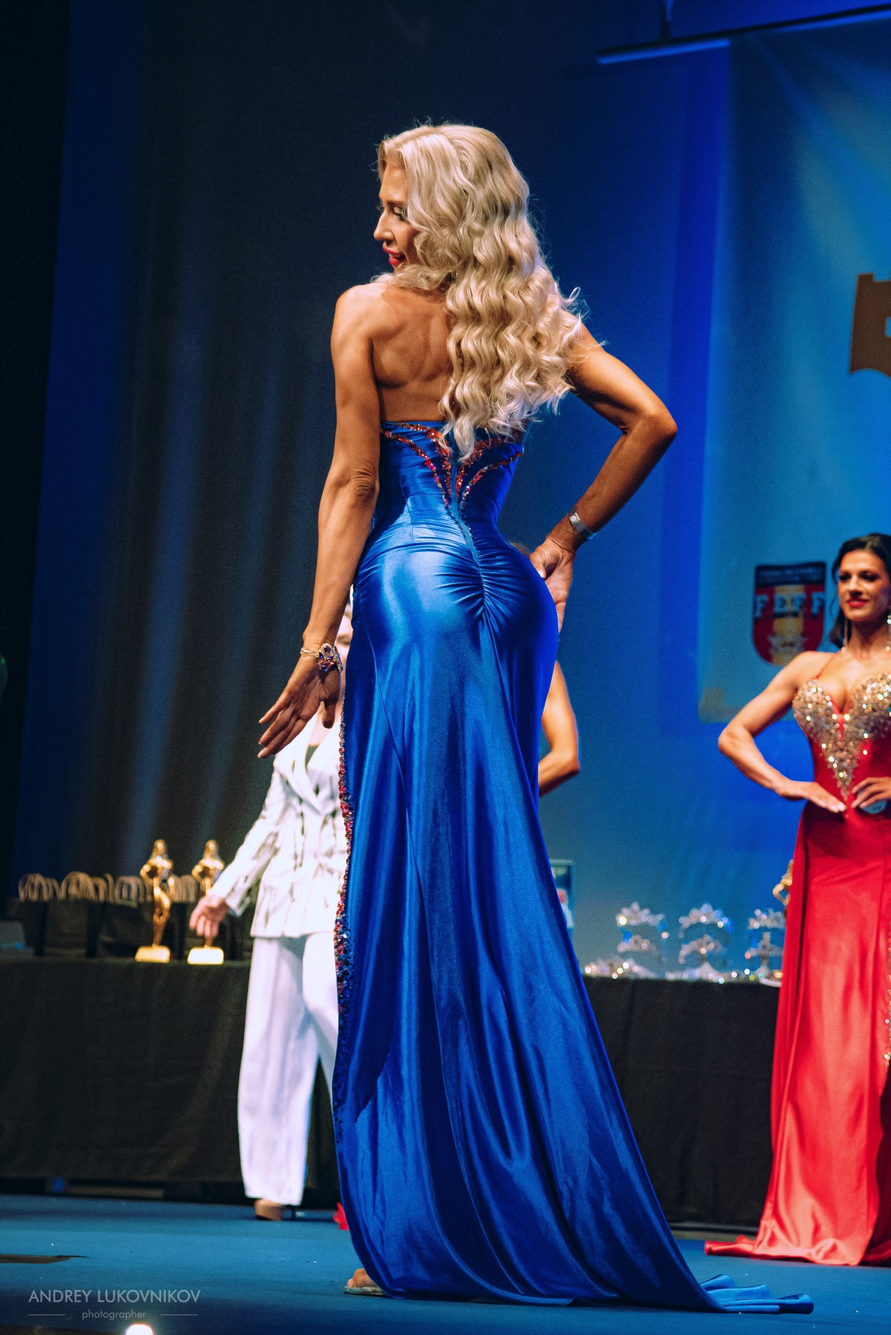 Sesión fotográfica de reportaje para el concurso internacional IFBB Miss Fit Model Europe 2024 en Torrevieja | Fotógrafo Andrey Lukovnikov