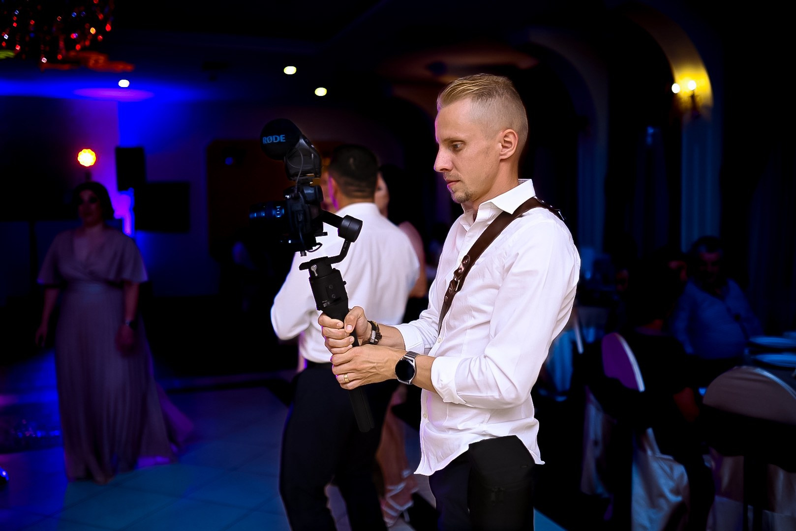 Despre Fotograf Cătălin Lazăr — Profesionist Evenimente. Cătălin Lazăr Photography — Fotografie de nuntă și evenimente premium în România și Europa