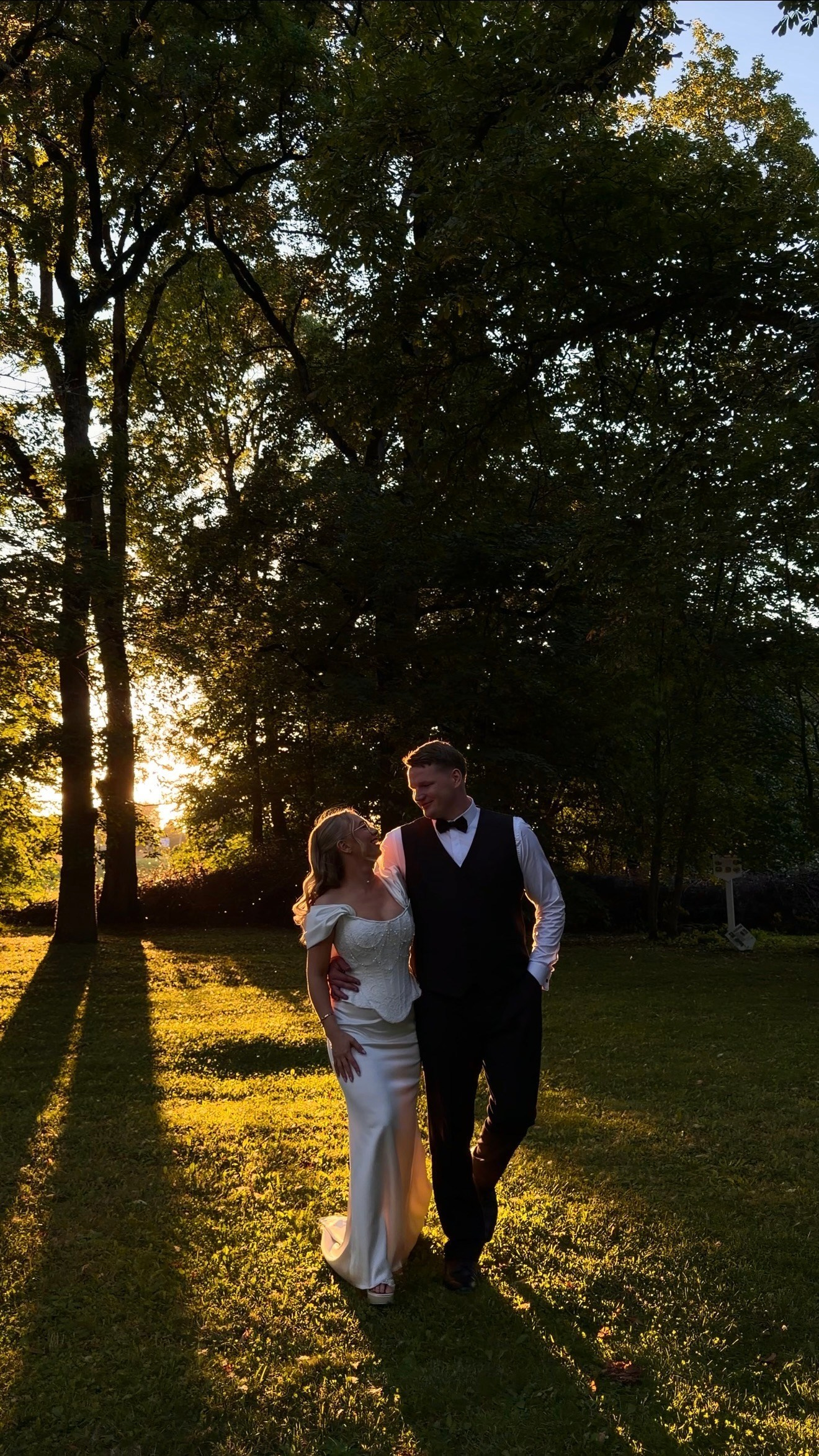 Behind the Wedding – pulmasisulooja ja pruudi assistent