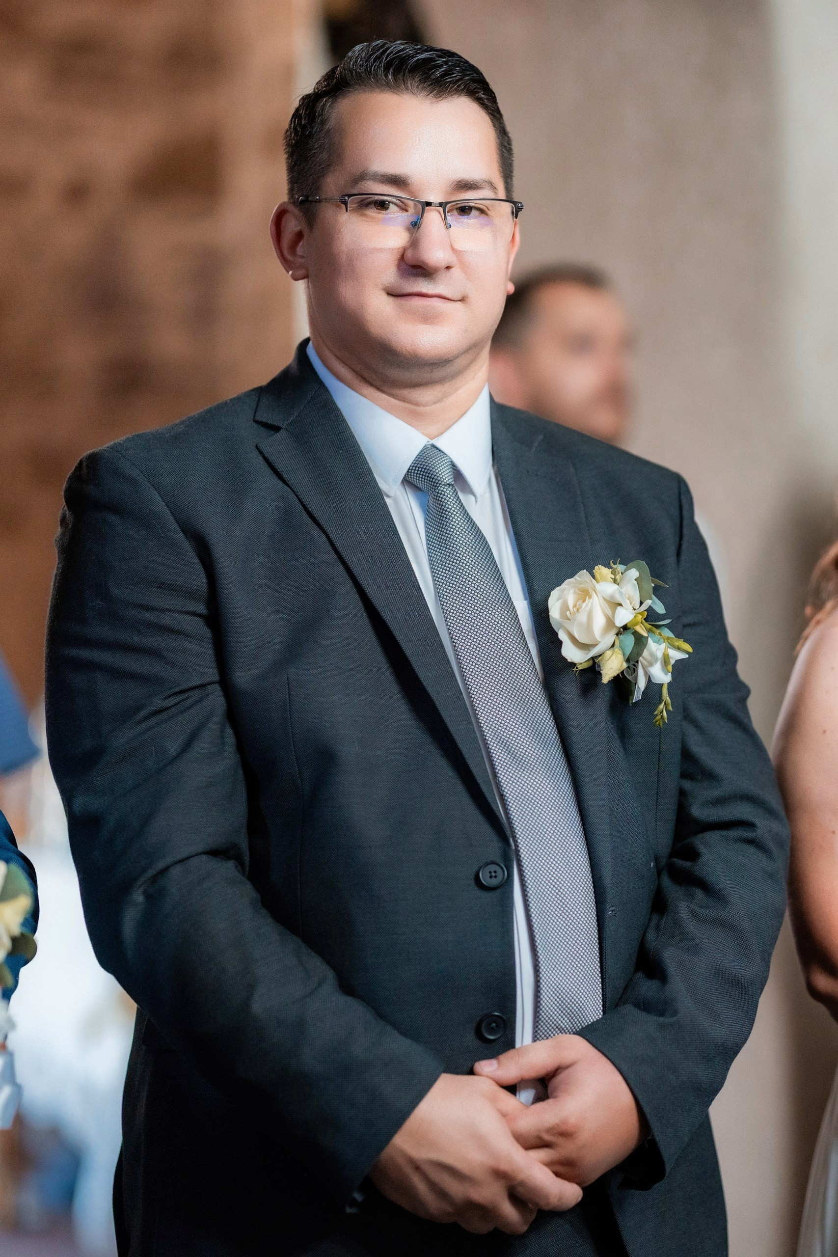 • fotograf cununie religioasă Dorohoi Alexandru și Otilia în biserică • fotograf cununie religioasă Dorohoi moment emoționant schimb de priviri • fotograf cununie religioasă Dorohoi mirii în timpul slujbei • fotograf cununie religioasă Dorohoi cadre naturale din biserică • fotograf cununie religioasă Dorohoi binecuvântarea mirilor • fotograf stare civilă Botoșani Alexandru și Otilia spun DA • fotograf stare civilă Botoșani moment semnare acte oficiale • fotograf stare civilă Botoșani emoții la ieșirea din primărie • fotograf stare civilă Botoșani cadre cu mirii și invitații • fotograf stare civilă Botoșani fotografii naturale și autentice • fotograf nuntă Botoșani ședință foto Alexandru și Otilia • fotograf nuntă Dorohoi cadre romantice ședință foto miri • fotograf nuntă Botoșani portrete elegante miri • fotograf nuntă Dorohoi cadre naturale în lumină caldă • fotograf nuntă Botoșani ședință foto în aer liber • fotograf nuntă Botoșani petrecere dans și distracție • fotograf nuntă Dorohoi momente spontane la petrecere • fotograf nuntă Botoșani invitați pe ringul de dans • fotograf nuntă Dorohoi cadre dinamice de la petrecere • fotograf nuntă Botoșani atmosferă vibrantă și emoții reale • Alin Chirilă fotograf surprinde emoțiile mirilor Alexandru și Otilia • Alin Chirilă fotograf cadre naturale și autentice de nuntă • Alin Chirilă fotograf poveste de dragoste spusă prin imagini • Alin Chirilă fotograf momente reale și emoții sincere • Alin Chirilă fotograf portrete elegante de miri • AlinoFotoStudio fotografie de nuntă Alexandru și Otilia • AlinoFotoStudio cadre artistice cununie religioasă • AlinoFotoStudio ședință foto miri în lumină naturală • AlinoFotoStudio fotografie autentică de nuntă în România • AlinoFotoStudio momente speciale surprinse cu emoție • povestitor prin fotografie surprinde iubirea dintre Alexandru și Otilia • povestitor prin fotografie cadre naturale și emoții reale • povestitor prin fotografie zi de nuntă spusă în imagini • povestitor prin fotografie momente autentice și pline de viață • povestitor prin fotografie amintiri transformate în artă Alin Chirilă fotograf – povestitor prin fotografie la nunta Alexandru și Otilia • AlinoFotoStudio fotograf nuntă – emoții reale surprinse natural • fotograf nuntă Botoșani • fotograf nuntă Dorohoi • fotograf cununie religioasă Dorohoi • fotograf stare civilă Botoșani • fotograf botez Botoșani • Alin Chirilă fotograf • AlinoFotoStudio • povestitor prin fotografie