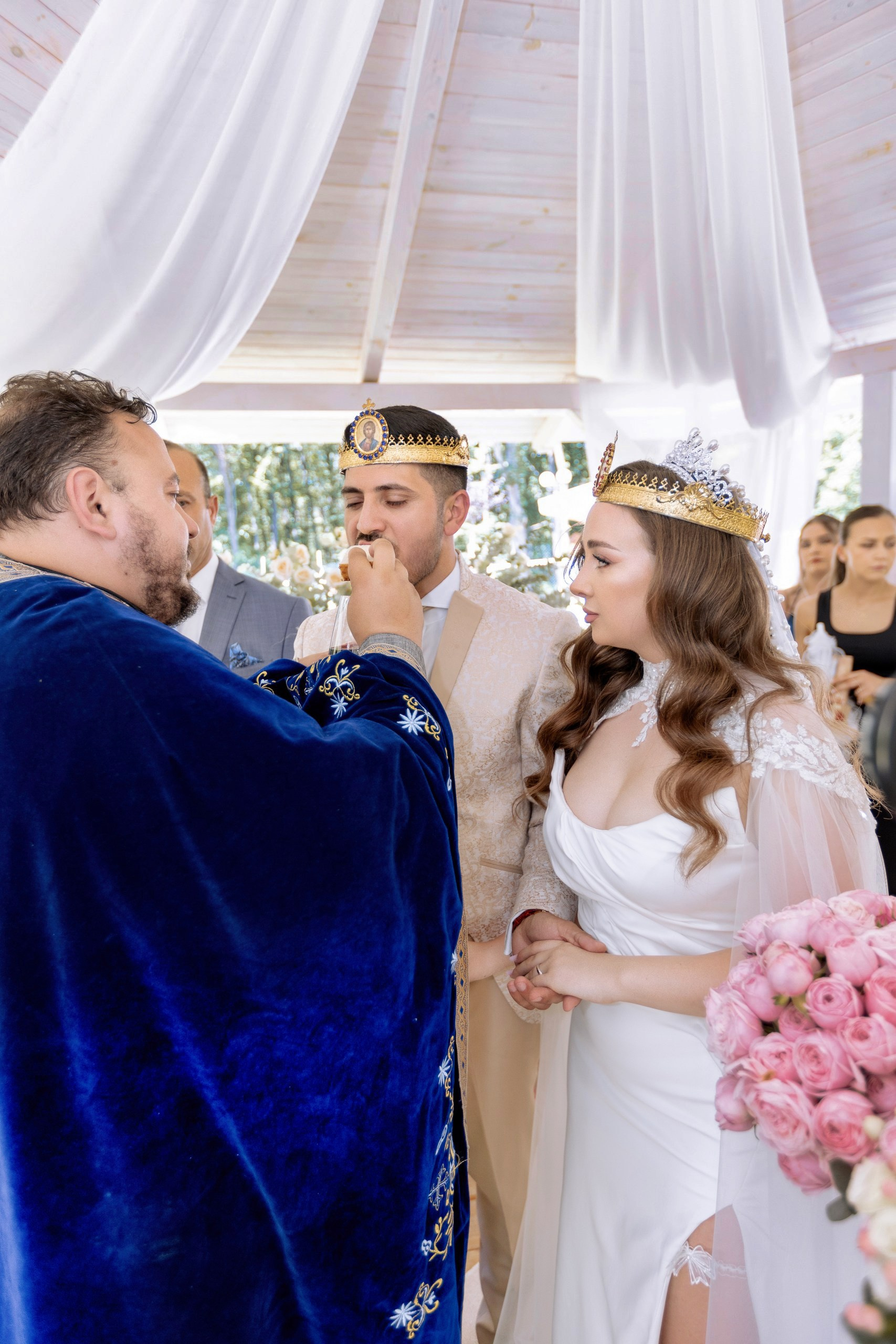 botez Luca Nectarie 22 februarie 2026 fotograf profesionist • fotograf botez Botoșani Luca Nectarie biserică • părinți Răzvan și Ramona botez copil emoții familie • nași Marin și Rodica botez copil fotografie profesională • detalii botez lumânare cristelniță biserică România • copil Luca Nectarie în brațe la botez moment emoționant • familie fericită la botez copil fotograf Alin Chirilă • fotografie botez naturală lumină caldă biserică • portret copil botez Luca Nectarie fotograf profesionist • momente autentice botez România familie și nași • slujbă botez copil imagini emoționante biserică • fotograf botez Iași și Botoșani Alin Chirilă - nunta--fotograf-profesionist-botosani - fotografie-nunta-romantica - imagini-nunta-in-natura-alin-chirila-fotograf - fotografii-cuplu-indragostit-nunta-botosani - sedinta-foto-miri-andrei-iustina-alinofotostudio - amintiri-din-nunta-realizate-de-fotograf-profesionist - povestea-nuntii-andrei-si-iustina-in-imagini-alinofotostudio-fotograf evenimente- evenimente Botoșani -fotograf Suceava - fotograf Iași- servicii foto. servicii foto Botoșani. servicii foto video Botoșani. otograf-nunta-botosani-fotograf nunta. fotograf evenimente. fotograf nunta Botoșani. Alin chirila. Alin chirila fotograf. Alinofotostudio.- servicii foto. servicii foto Botoșani. servicii foto video Botoșani. fotograf nunta. fotograf evenimente. fotograf nunta Botoșani. Alin chirila. Alin chirila fotograf. Alinofotostudio.fotograf stare civilă,poze stare civilă,album foto stare civilă,servicii foto suceava,fotograf evenimente suceava,fotograf nuntă suceava,poze cununie civilă,ședință foto stare civilă,sesiune foto suceava,fotograf profesionist suceava,fotograf botosani,stare civila botosani,alinofotostudio,alin chirila fotograf.servicii foto. servicii foto Botoșani. servicii foto video Botoșani. fotograf nunta. fotograf evenimente. fotograf nunta Botoșani. Alin chirila. Alin chirila fotograf. Alinofotostudio.fotograf stare civilă,poze stare civilă,album foto stare civilă,servicii foto suceava,fotograf evenimente suceava,fotograf nuntă suceava,poze cununie civilă,ședință foto stare civilă,sesiune foto suceava,fotograf profesionist suceava,fotograf botosani,stare civila povestitor prin fotografiebotosani,alinofotostudio,alin chirila fotograf,servicii foto. servicii foto Botoșani. servicii foto video Botoșani. fotograf nunta. fotograf evenimente. fotograf nunta Botoșani. Alin chirila. Alin chirila fotograf. Alinofotostudio.fotograf stare civilă,poze stare civilă,album foto stare civilă,servicii foto suceava,fotograf evenimente suceava,fotograf nuntă suceava,poze cununie civilă,ședință foto stare civilă,sesiune foto suceava,fotograf profesionist suceava,fotograf botosani,stare civila botosani,alinofotostudio,alin chirila fotograf,cununie religioasă botoșani,andreea și neculai,capela militară botoșani,foto conacul zăicești,fotograf nuntă botoșani,fotograf cununie religioasă,foto evenimente botoșani,poze cununie capela militară,ședință foto zăicești,fotograf profesionist botoșaniMire și mireasă – Sergiu & Liliana – ziua nunții, 2024 - Emoții în ziua nunții – Sergiu și Liliana - Dansul mirilor – fotografie artistică nuntă 2024 - Sedinta foto romantică în natură – Sergiu & Liliana - Rochia de mireasă și detalii de nuntă elegan-Album de cununie civilă Florin și Anda – Fotografii profesionale realizate de Alin Chirilă în Botoșani -fotograf prin fotografie-Ședință foto Trash the Dress pe muntele Rarău cu Iulian și Iuliana – fotografie de cuplu, natură montană, emoție autentică surprinsă de Alin Chirilă, povestitor prin fotografie.- "Iulian și Iuliana pe crestele Rarăului – fotografie Trash the Dress în natură" - "Cuplu îmbrățișat la apus pe muntele Rarău – ședință foto după nuntă" - "Rochie de mireasă în vânt pe munte – Trash the Dress Rarău-1. Iulian și Iuliana pe muntele Rarău – ședință foto Trash the Dress în natură, cu peisaj montan spectaculos 2. Cuplu în îmbrățișare pe Rarău – emoție autentică surprinsă după nuntă 3. Rochie de mireasă în bătaia vântului – fotografie artistică Trash the Dress în munți 4. Mire și mireasă privind spre orizont – dragoste și libertate pe muntele Rarău 5. Iuliana zâmbind în rochia de mireasă – portret în natură, Trash the Dress 6. Iulian ținându-și mireasa de mână – ședință foto romantică pe munte 7. Detaliu cu rochia pe stâncă – estetică naturală Trash the Dress Rarău 8. Cuplu în mers pe poteca Rarăului – fotografie simbolică de după nuntă 9. Apus de soare pe Rarău în spatele mirilor – imagine de poveste Trash the Dress 10. Iulian și Iuliana râzând împreună – momente autentice surprinse de Alin Chirilă, povestitor prin fotografie-fotograf-nunta-cerbu-botosan trash-the-dress-botosani Alin Chirilă Fotograf – fotograf de nuntă Botoșani-fotograf nuntă Botoșani-fotograf nuntă Cerbu Botoșani-fotograf profesionist nuntă Botoșani-fotografie de nuntă Botoșani-fotograf evenimente Botoșani-fotograf nuntă Moldova-fotograf trash the dress Botoșani - fotograf pregătirea mirilor Botoșani -fotograf ceremonie religioasă nuntă-fotograf petrecere nuntă Botoșani- fotograf nuntă Botoșani pregătirea mirelui- pregătirea mirelui fotografie nuntă Cerbu Botoșani-fotograf nuntă Botoșani pregătirea miresei -mireasă pregătiri nuntă Cerbu Botoșani-fotograf nuntă Botoșani nașii mirilor-ceremonie religioasă nuntă Cerbu Botoșani-fotograf nuntă Botoșani ceremonie religioasă biserică-petrecere nuntă Cerbu Botoșani invitați dans-fotograf nuntă Botoșani petrecere restaurant-ședință foto trash the dress-fotograf trash the dress Botoșani ședință foto după nuntă-Fotograf nuntă Botoșani – galerie foto reală de la evenimente stare civilă Sebi și Claudia Copălău • cununie civilă Primăria Copălău Botoșani • miri emoționați la starea civilă • semnarea actelor cununie civilă • fotografii naturale stare civilă Botoșani • familie și prieteni la cununie civilă • cadre emoționale cununie civilă • fotograf profesionist Botoșani eveniment stare civilă Sebi și Claudia la Primăria Copălău Botoșani fotograf evenimente • fotograf cununie civilă Copălău Botoșani cadre naturale și emoționale • fotograf profesionist Botoșani stare civilă Sebi și Claudia • momente autentice cununie civilă Copălău fotograf Alin Chirilă • fotografii emoționale stare civilă în județul Botoșani• fotograf nunta Oana si Ionut juraminte emotii reale • mireasa Oana juraminte nunta fotografie profesionala • mire Ionut citind juraminte nunta eleganta • juraminte nunta emotionante Oana si Ionut fotograf • fotograf nunta Botosani momente autentice juraminte • mireasa cu emotii in timpul juramintelor nunta • mire elegant costum bej juraminte nunta • fotografii nunta premium cuplu indragostit Romania • momente reale nunta juraminte fotografie artistica • sedinta foto nunta juraminte in aer liber • fotograf profesionist nunta cadre emotionante • cuplu miri juraminte iubire si credinta • detalii nunta eleganta decor floral alb verde • fotografie nunta stil fine art juraminte • poveste de dragoste surprinsa in ziua nuntii