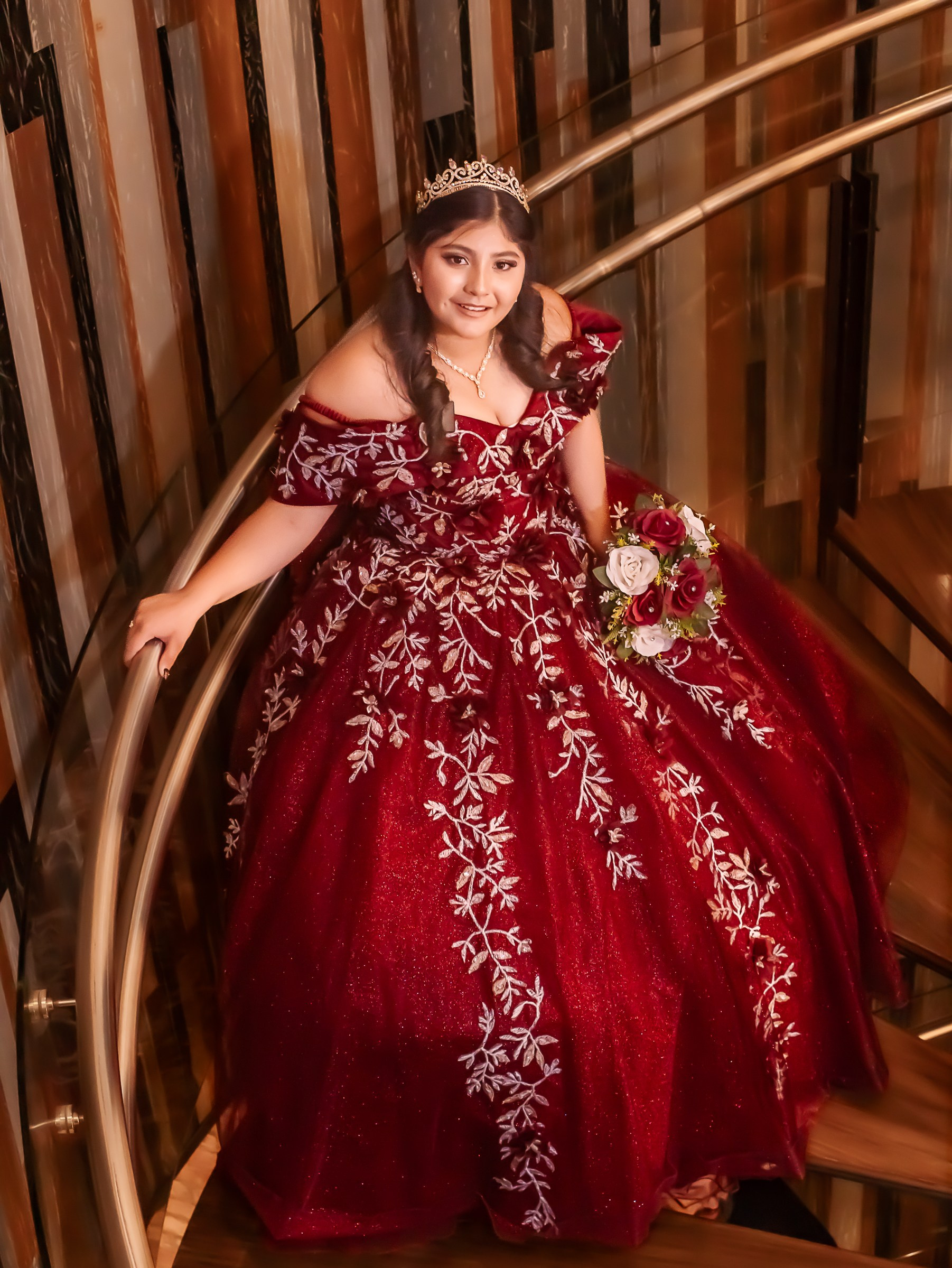 Mariana. Https://fotorecuerdosjrz.com/