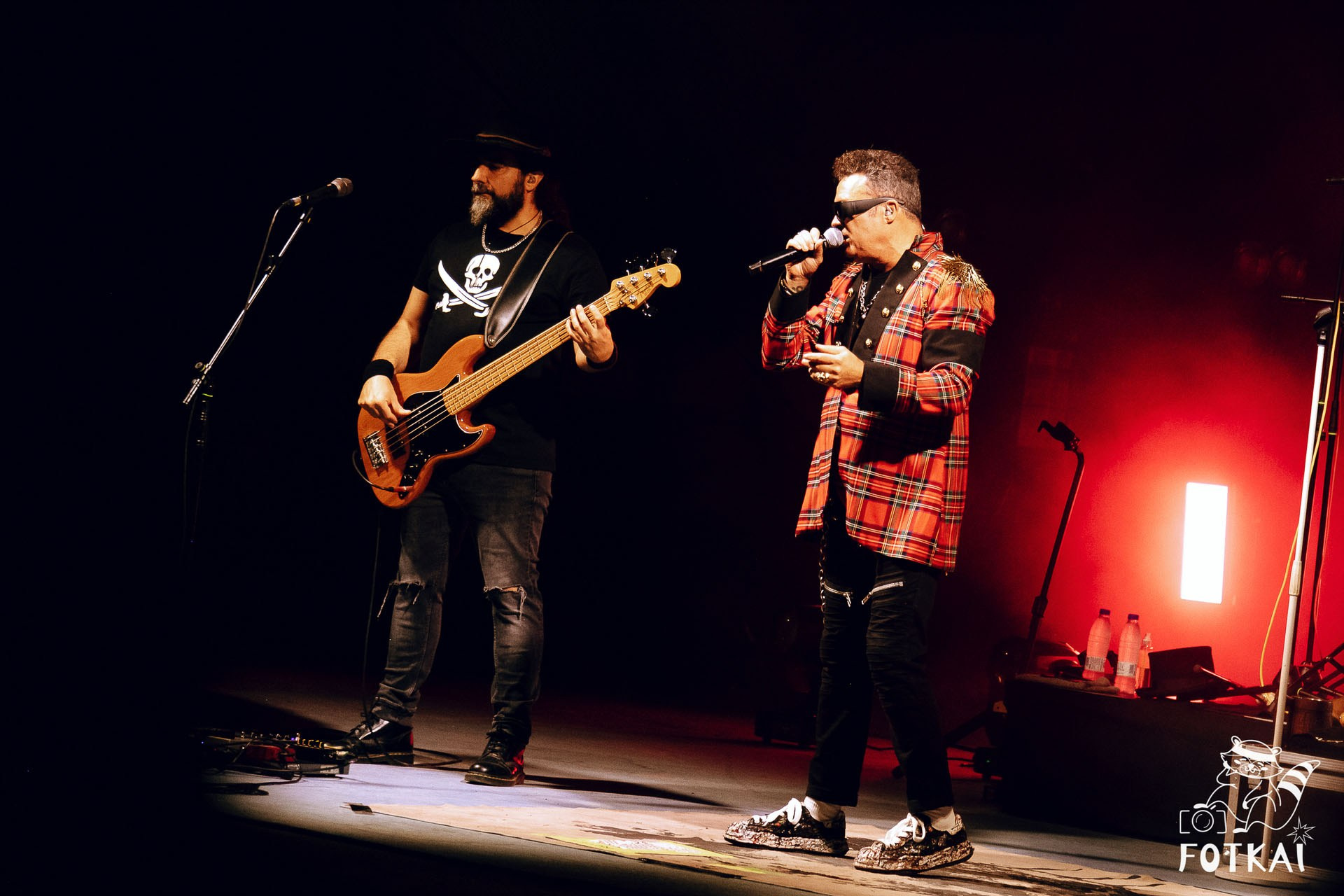 Фотоотчёт Street Food Market Torrevieja — Seguridad Social & Las Hienas DJs | FOTKAI