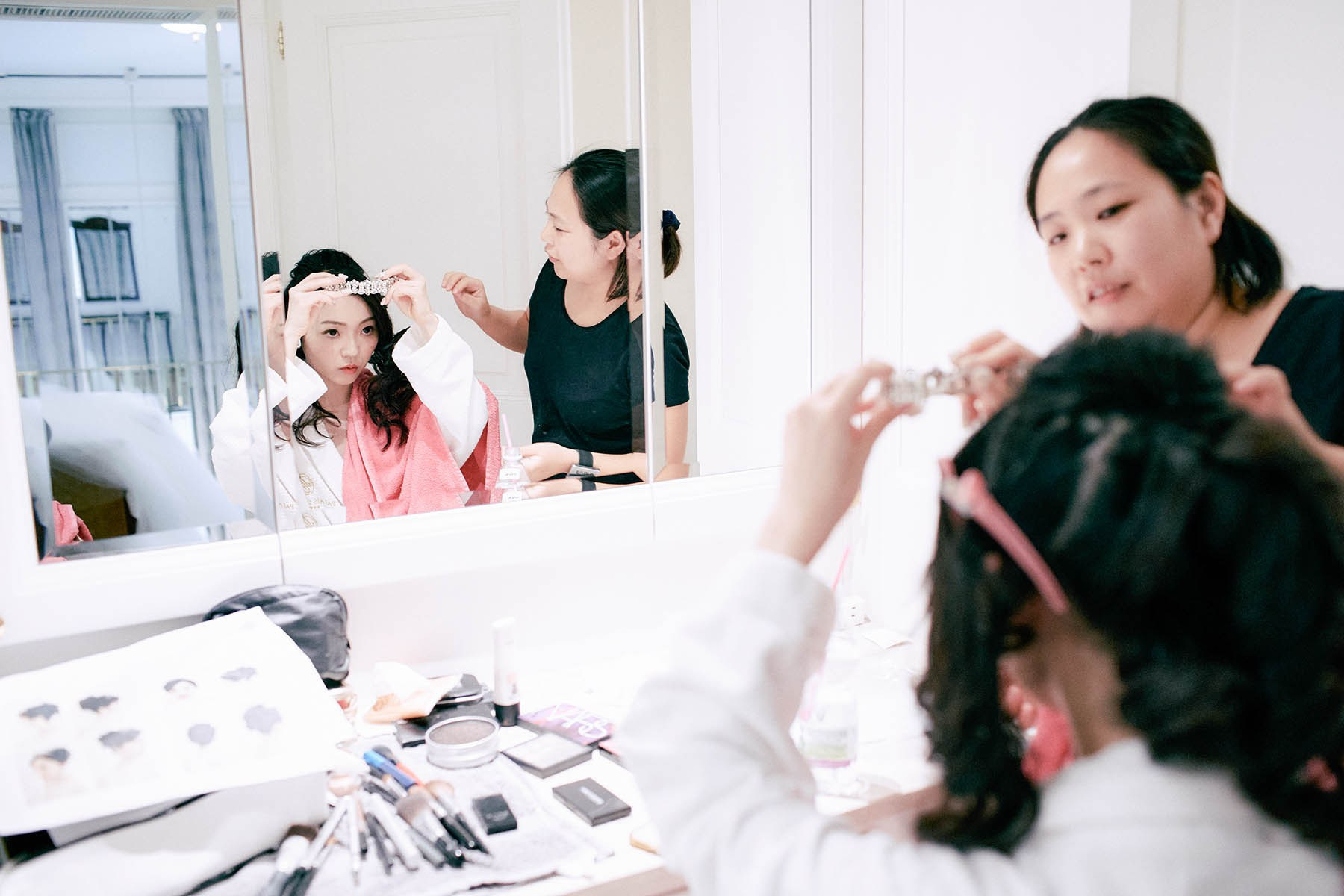 Intimate Belvedere Palace Wedding | Vienna Love Story