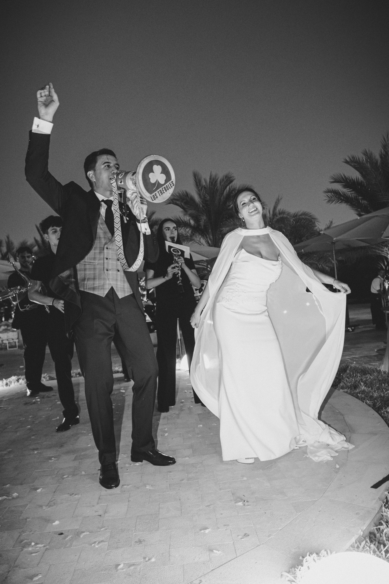 Boda de Antonio y Miriam en Cova Romero, Elche | Ramoné Fotografía