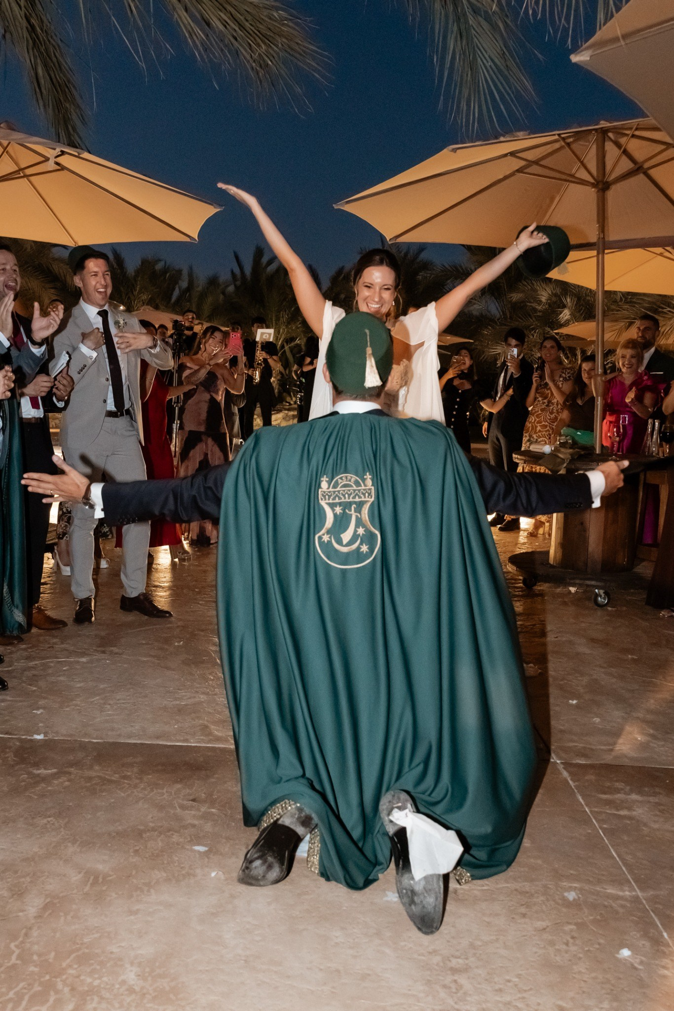 Boda de Antonio y Miriam en Cova Romero, Elche | Ramoné Fotografía