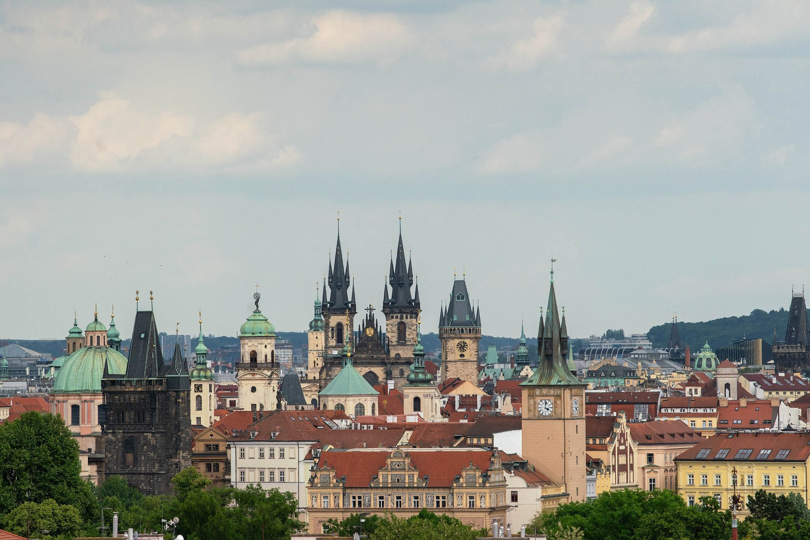 Strahov Library Prague Proposal | Surprise Engagement Photos in Prague