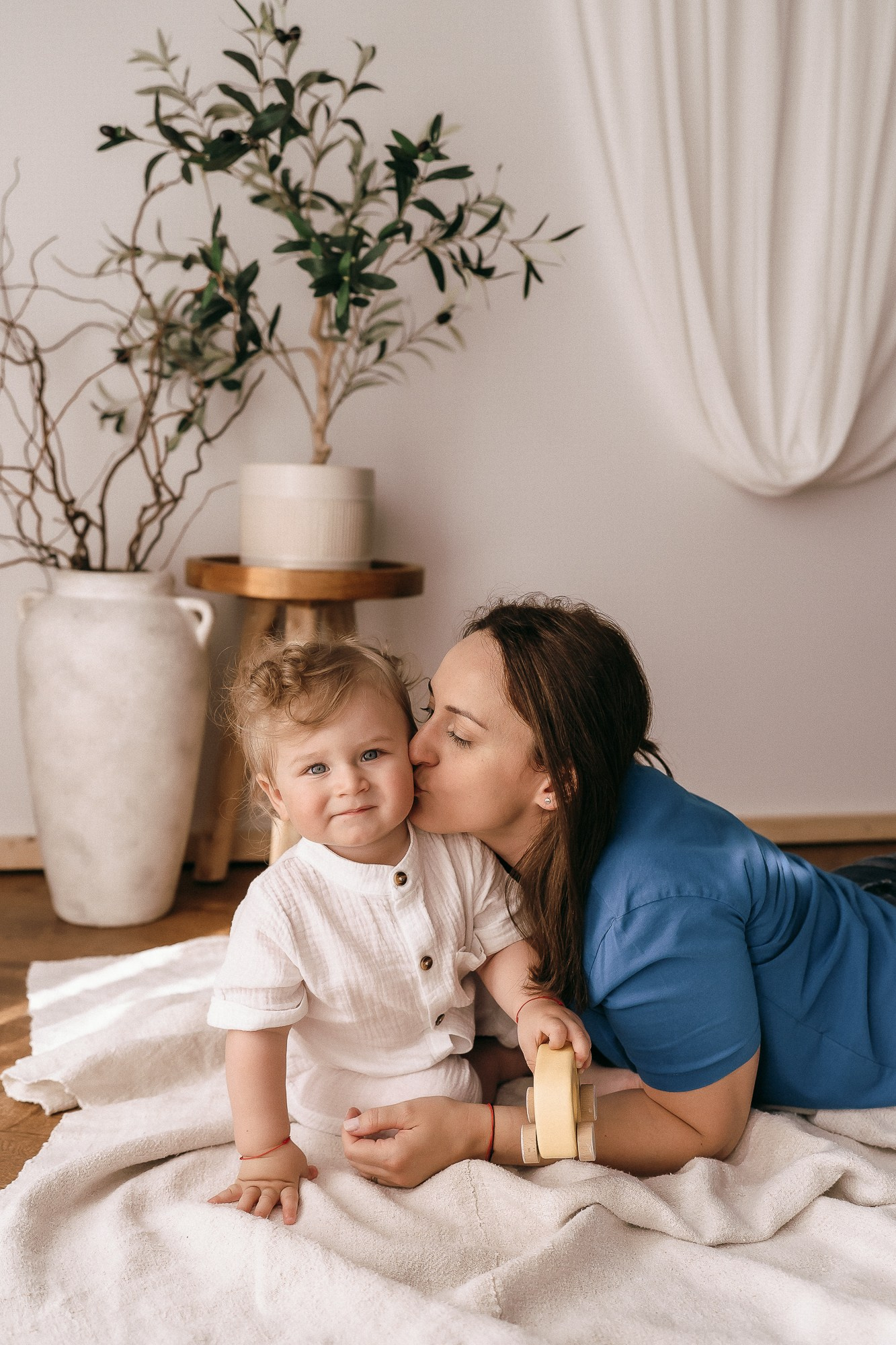Servicii foto. Fotograf de familie, evenimente, produs și brand personal în Zalau, Cluj-Napoca Carmen Simoc
