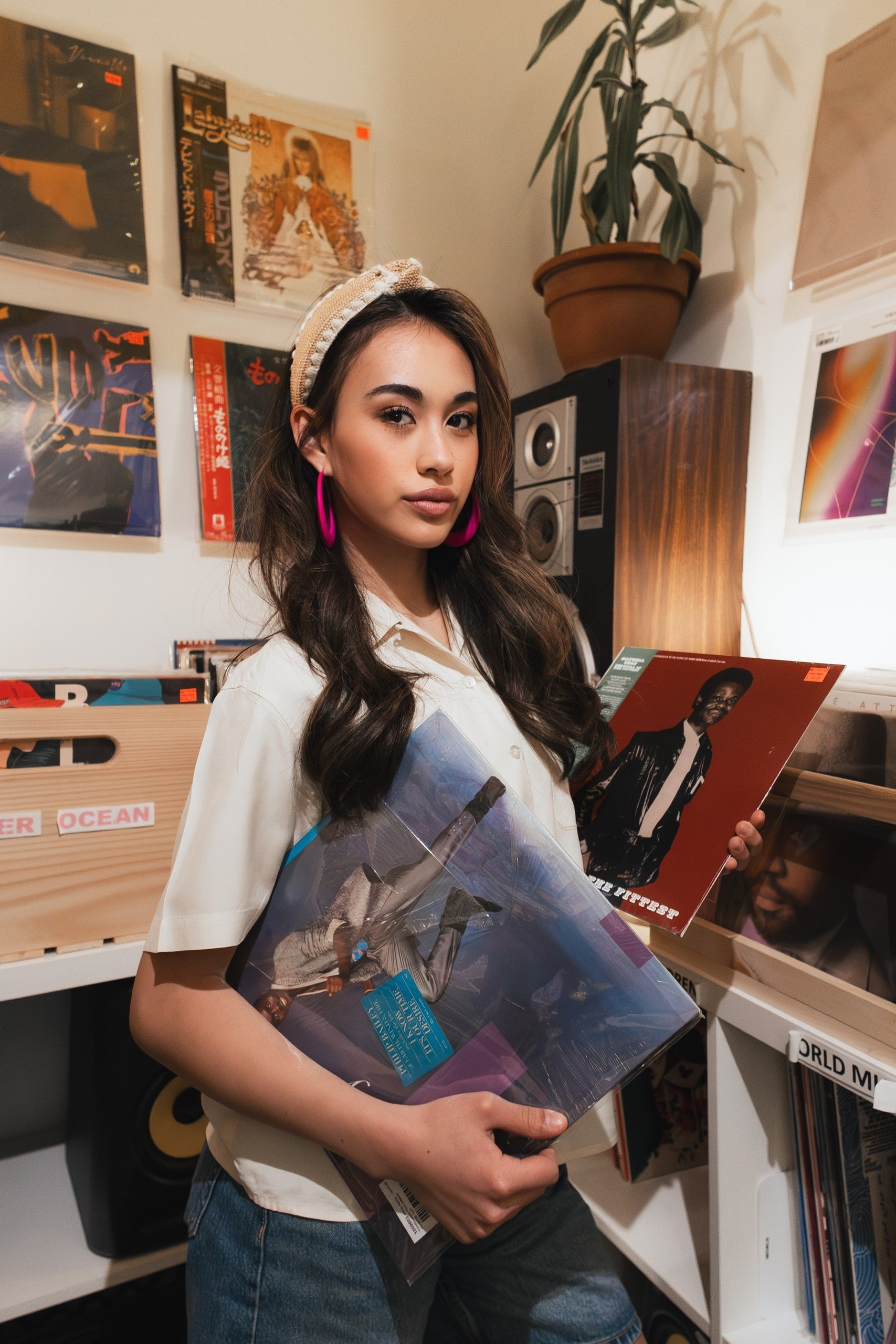 Qura Creative: Creative Branding, Visual Identity & Storytelling Services for Businesses and Projects. Qura Creative — A Multidisciplinary Creative House for Styling, Fashion Direction, Photography & Visual Storytelling