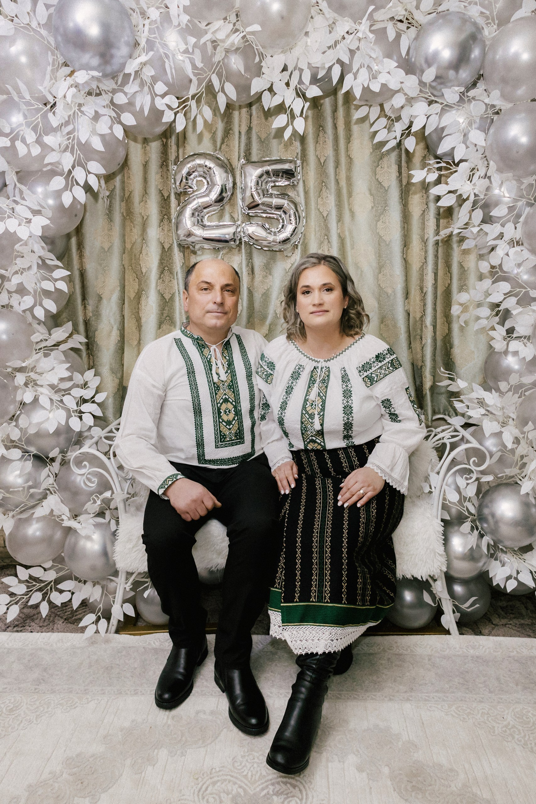 - nunta--fotograf-profesionist-botosani - fotografie-nunta-romantica - imagini-nunta-in-natura-alin-chirila-fotograf - fotografii-cuplu-indragostit-nunta-botosani - sedinta-foto-miri-andrei-iustina-alinofotostudio - amintiri-din-nunta-realizate-de-fotograf-profesionist - povestea-nuntii-andrei-si-iustina-in-imagini-alinofotostudio-fotograf evenimente- evenimente Botoșani -fotograf Suceava - fotograf Iași- servicii foto. servicii foto Botoșani. servicii foto video Botoșani. fotograf nunta. fotograf evenimente. fotograf nunta Botoșani. Alin chirila. Alin chirila fotograf. Alinofotostudio.- servicii foto. servicii foto Botoșani. servicii foto video Botoșani. fotograf nunta. fotograf evenimente. fotograf nunta Botoșani. Alin chirila. Alin chirila fotograf. Alinofotostudio.fotograf stare civilă,poze stare civilă,album foto stare civilă,servicii foto suceava,fotograf evenimente suceava,fotograf nuntă suceava,poze cununie civilă,ședință foto stare civilă,sesiune foto suceava,fotograf profesionist suceava,fotograf botosani,stare civila botosani,alinofotostudio,alin chirila fotograf.servicii foto. servicii foto Botoșani. servicii foto video Botoșani. fotograf nunta. fotograf evenimente. fotograf nunta Botoșani. Alin chirila. Alin chirila fotograf. Alinofotostudio.fotograf stare civilă,poze stare civilă,album foto stare civilă,servicii foto suceava,fotograf evenimente suceava,fotograf nuntă suceava,poze cununie civilă,ședință foto stare civilă,sesiune foto suceava,fotograf profesionist suceava,fotograf botosani,stare civila povestitor prin fotografiebotosani,alinofotostudio,alin chirila fotograf,servicii foto. servicii foto Botoșani. servicii foto video Botoșani. fotograf nunta. fotograf evenimente. fotograf nunta Botoșani. Alin chirila. Alin chirila fotograf. Alinofotostudio.fotograf stare civilă,poze stare civilă,album foto stare civilă,servicii foto suceava,fotograf evenimente suceava,fotograf nuntă suceava,poze cununie civilă,ședință foto stare civilă,sesiune foto suceava,fotograf profesionist suceava,fotograf botosani,stare civila botosani,alinofotostudio,alin chirila fotograf,cununie religioasă botoșani,andreea și neculai,capela militară botoșani,foto conacul zăicești,fotograf nuntă botoșani,fotograf cununie religioasă,foto evenimente botoșani,poze cununie capela militară,ședință foto zăicești,fotograf profesionist botoșaniMire și mireasă – Sergiu & Liliana – ziua nunții, 2024 - Emoții în ziua nunții – Sergiu și Liliana - Dansul mirilor – fotografie artistică nuntă 2024 - Sedinta foto romantică în natură – Sergiu & Liliana - Rochia de mireasă și detalii de nuntă elegan-Album de cununie civilă Florin și Anda – Fotografii profesionale realizate de Alin Chirilă în Botoșani -fotograf prin fotografie-Ședință foto Trash the Dress pe muntele Rarău cu Iulian și Iuliana – fotografie de cuplu, natură montană, emoție autentică surprinsă de Alin Chirilă, povestitor prin fotografie.- "Iulian și Iuliana pe crestele Rarăului – fotografie Trash the Dress în natură" - "Cuplu îmbrățișat la apus pe muntele Rarău – ședință foto după nuntă" - "Rochie de mireasă în vânt pe munte – Trash the Dress Rarău-1. Iulian și Iuliana pe muntele Rarău – ședință foto Trash the Dress în natură, cu peisaj montan spectaculos 2. Cuplu în îmbrățișare pe Rarău – emoție autentică surprinsă după nuntă 3. Rochie de mireasă în bătaia vântului – fotografie artistică Trash the Dress în munți 4. Mire și mireasă privind spre orizont – dragoste și libertate pe muntele Rarău 5. Iuliana zâmbind în rochia de mireasă – portret în natură, Trash the Dress 6. Iulian ținându-și mireasa de mână – ședință foto romantică pe munte 7. Detaliu cu rochia pe stâncă – estetică naturală Trash the Dress Rarău 8. Cuplu în mers pe poteca Rarăului – fotografie simbolică de după nuntă 9. Apus de soare pe Rarău în spatele mirilor – imagine de poveste Trash the Dress 10. Iulian și Iuliana râzând împreună – momente autentice surprinse de Alin Chirilă, povestitor prin fotografie