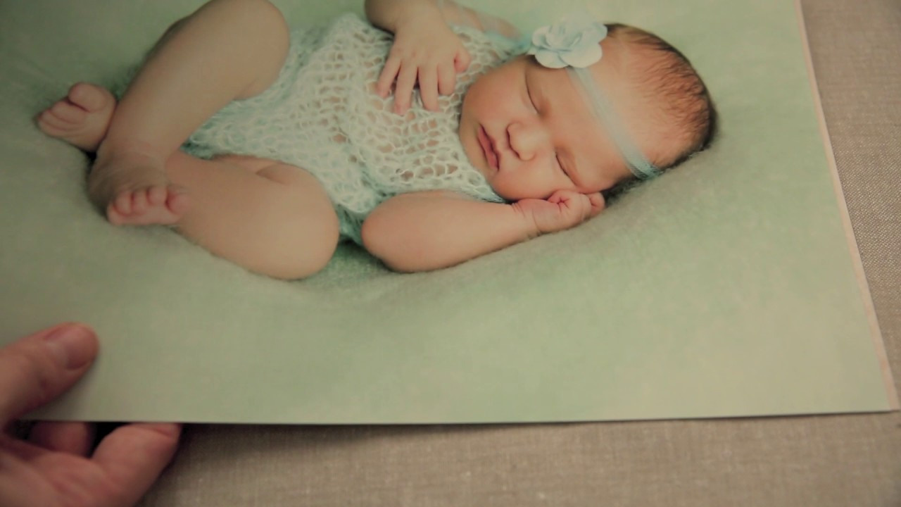 Kuvakirja, kanvastaulu, alumiinitaulu, aidot paperikuvat omista kuvista