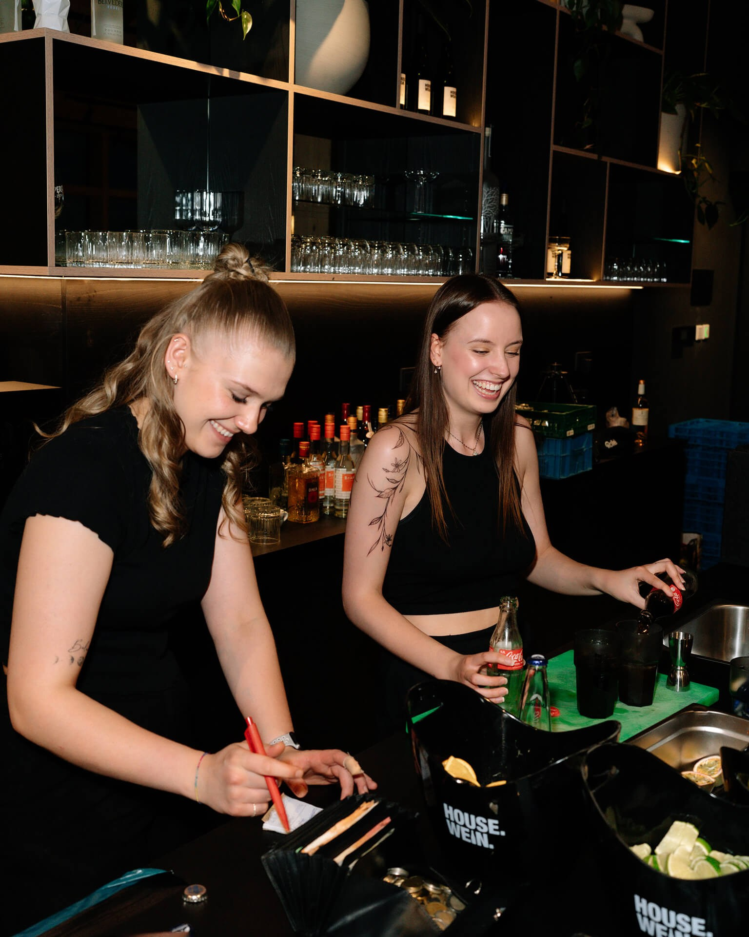 Eventfotograf: Konferenzen, Messen, Firmen- und Privatveranstaltungen. Inna Zaytseva Photography | Fotografin in München | Content Creation