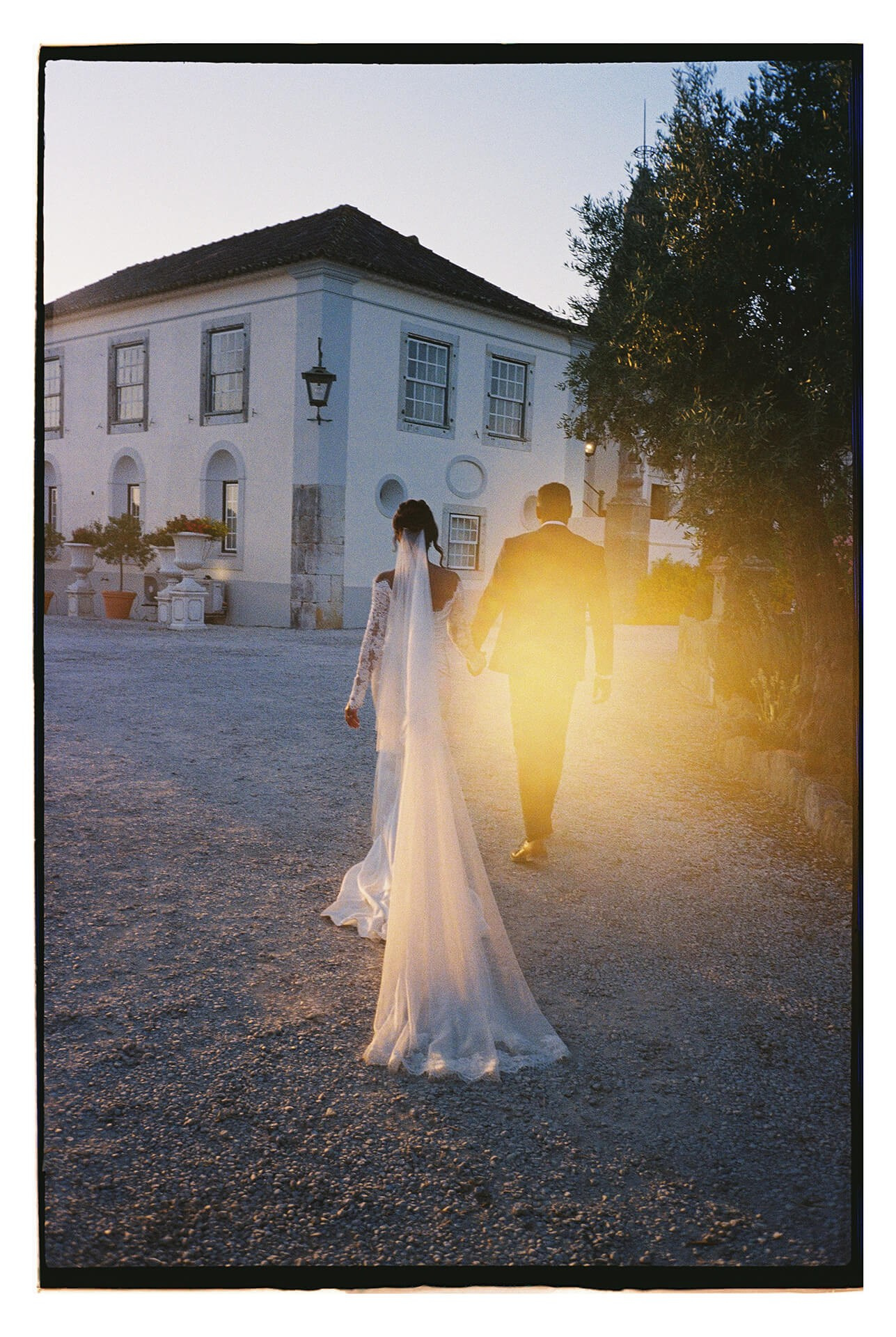 Proposal Wedding 2026. Wedding photographer in Europe. Based in Italy, Lake Como. Aesthetic elegant story-telling