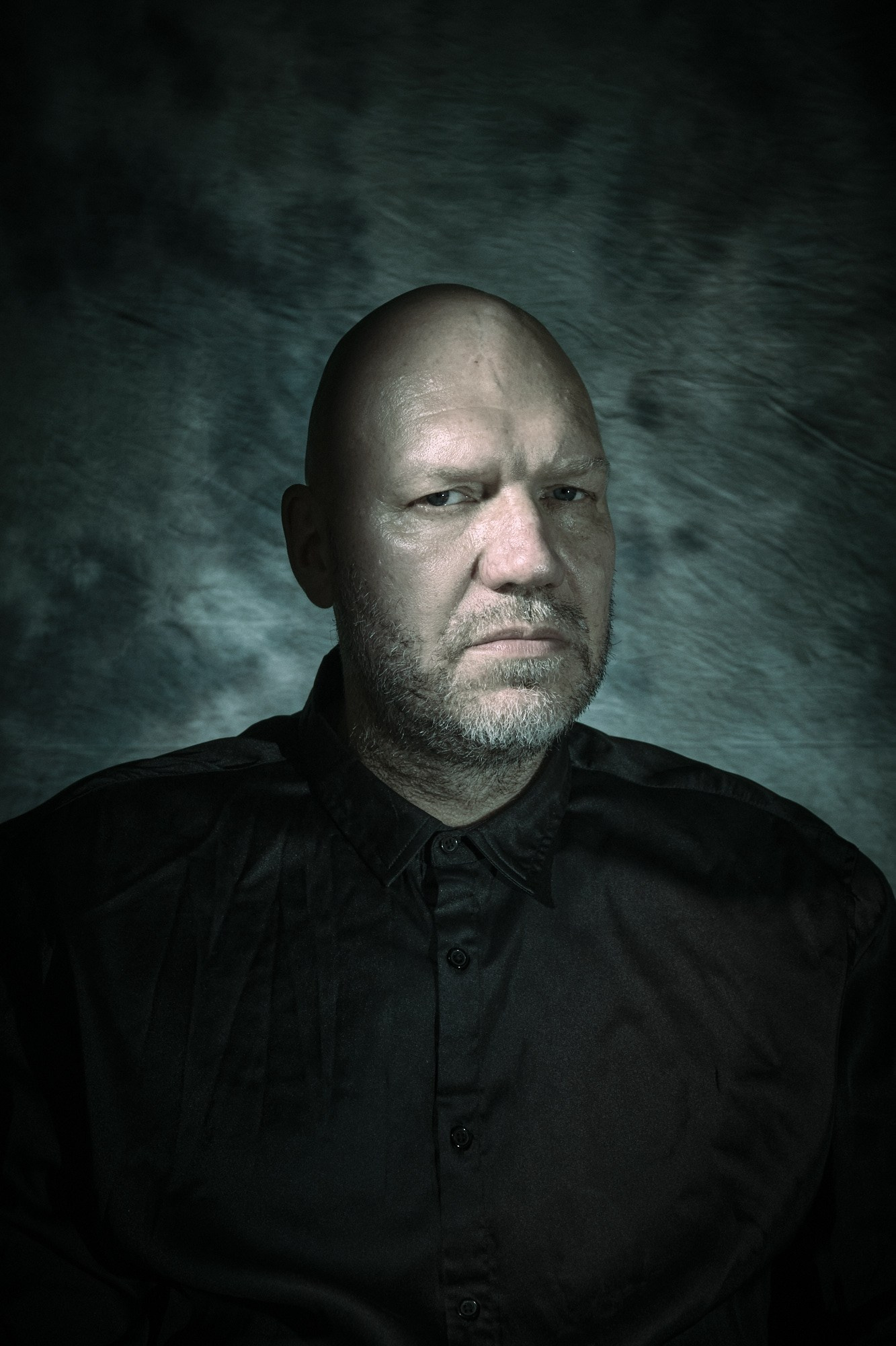 Offer. Petr Nabutov. Portrait photography, Cambodia