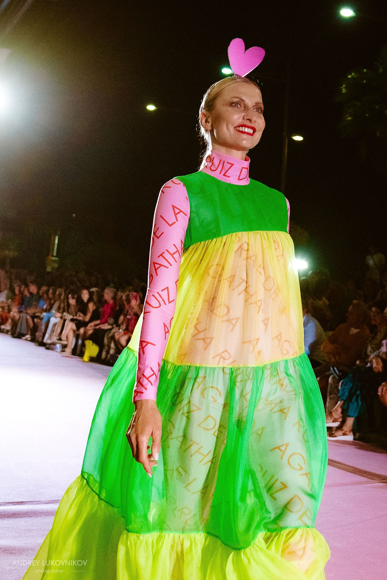 Reportaje del Fin de Semana de Torrevieja 2024 — Fotógrafo de Desfiles de Moda en España, Andrey Lukovnikov
