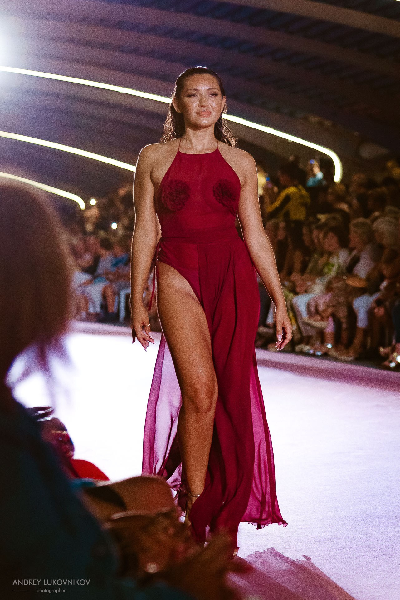 Reportaje del Fin de Semana de Torrevieja 2024 — Fotógrafo de Desfiles de Moda en España, Andrey Lukovnikov