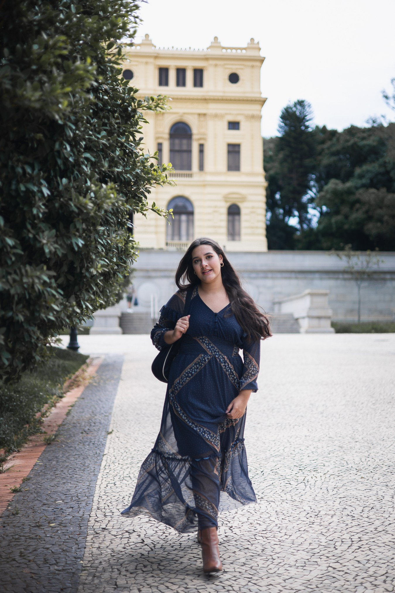 Entre Sorrisos e Memórias: O Ensaio dos 15 Anos da Laila. Clika Photo