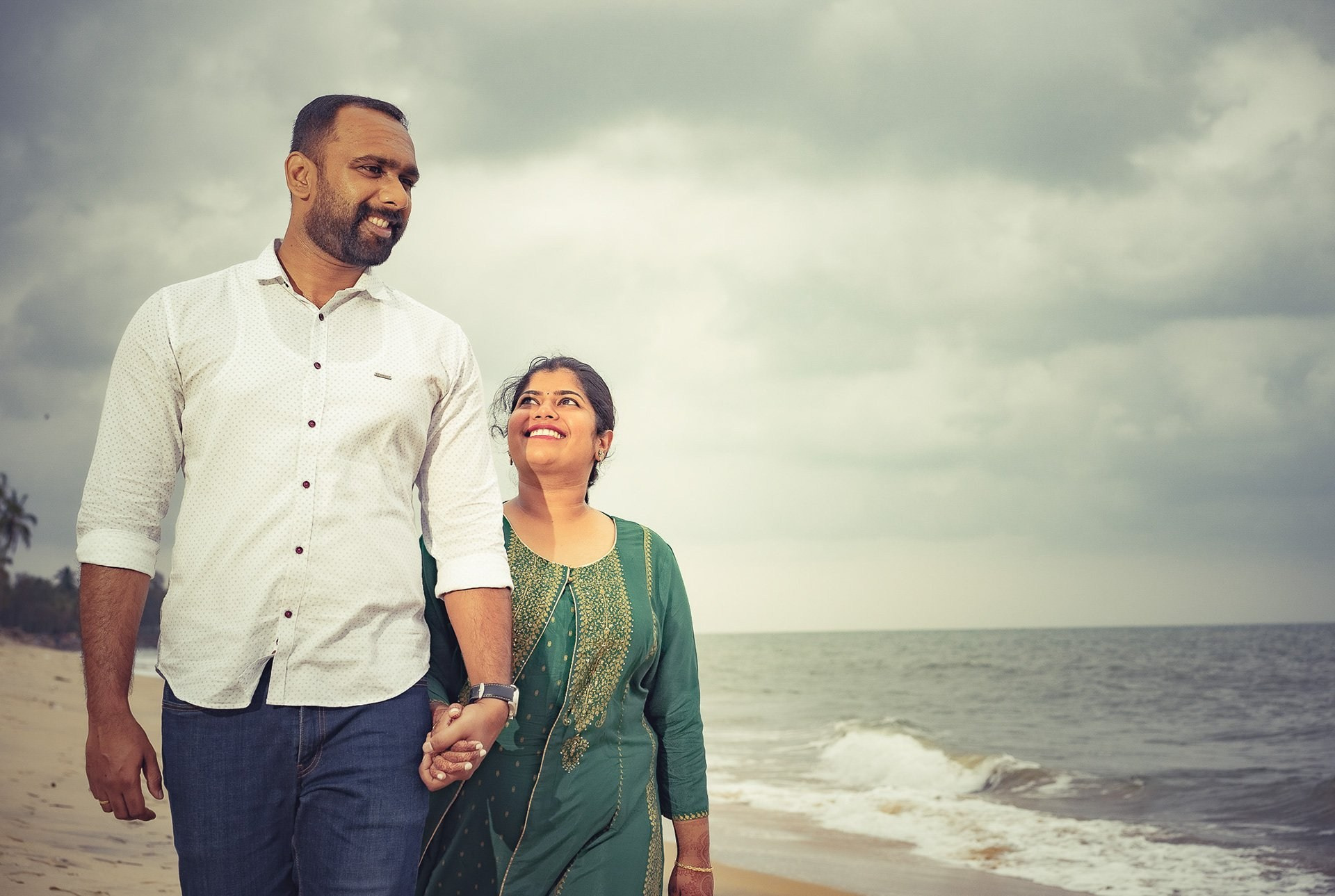 Engagement & Pre-Wedding Portraits in Thrissur, Kerala | ONEIRO