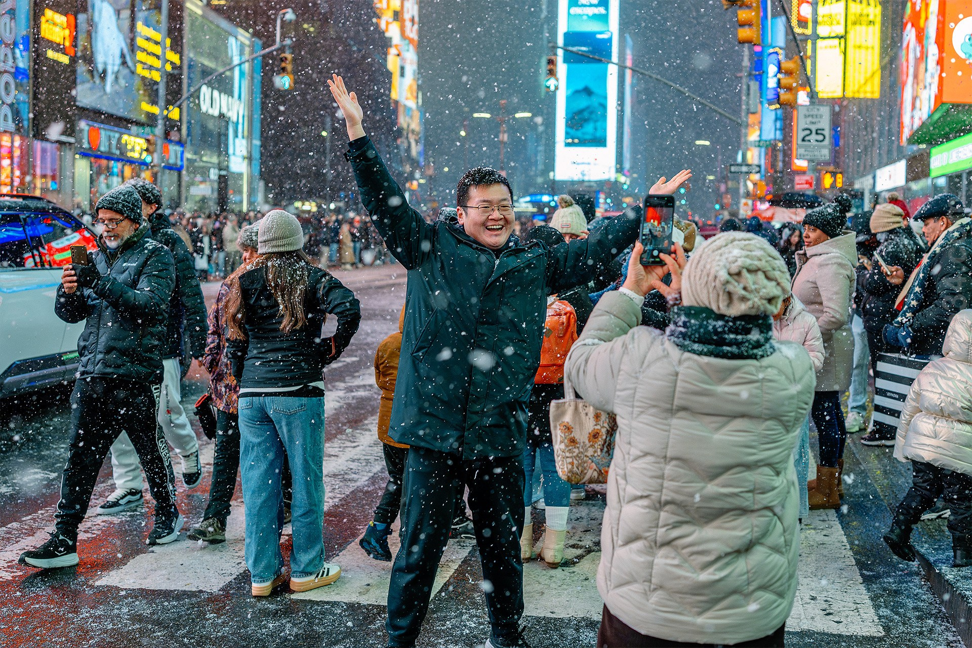 New York City Snowfall Street Photography — Night Winter Scenes Capturing Emotions, Reactions & Euphoria of Falling Snow. Emin Kuliyev — Award-Winning Wedding Photojournalist NYC & USA | Best Wedding Photographer Known for Candid, Timeless Moments