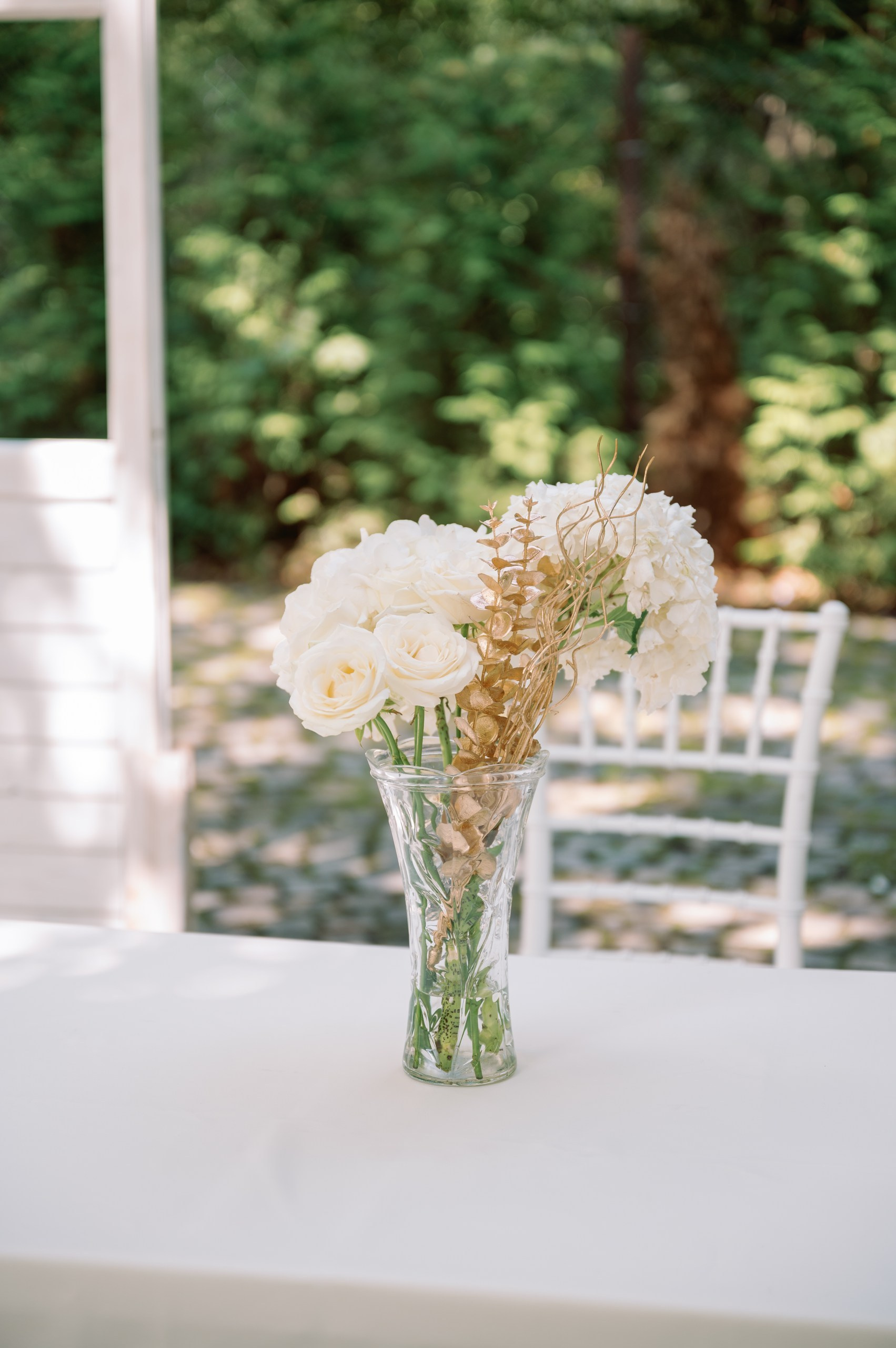 Roxana si Catalin nunta in aer liber la Conacul Albert