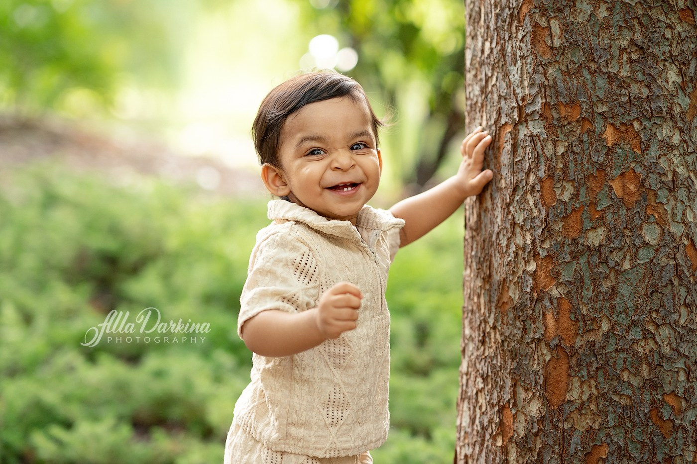 Family session price guide. Newborn and family photographer. Hills District. Sydney