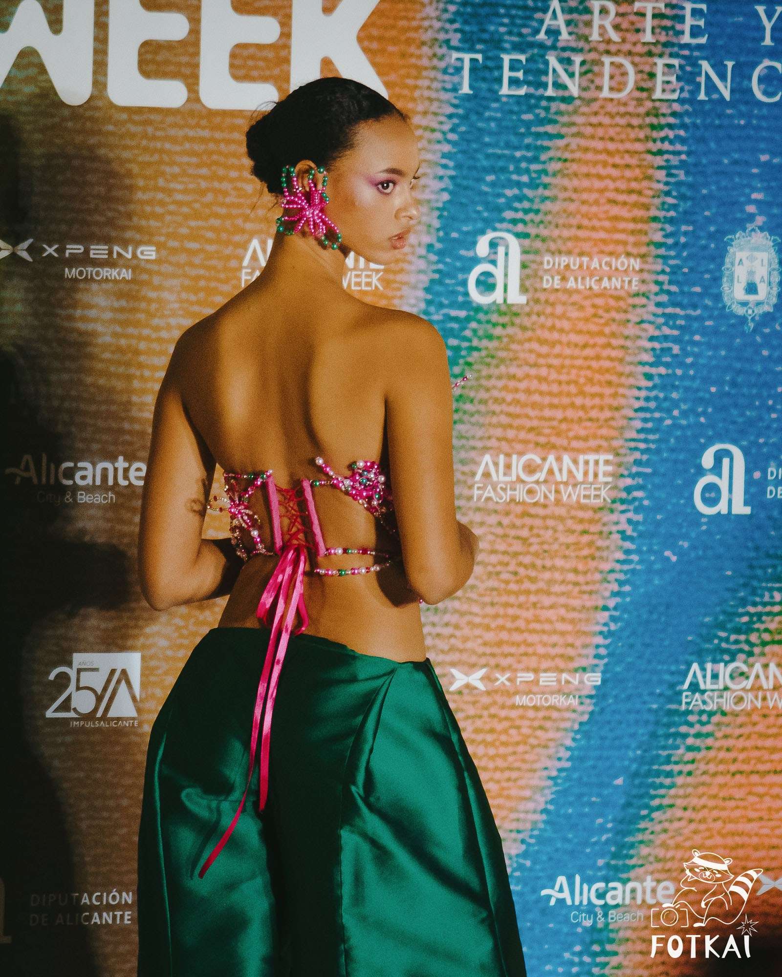 Alicante Fashion Week 2025 — фото, подиум и стиль Испании от FOTKAI