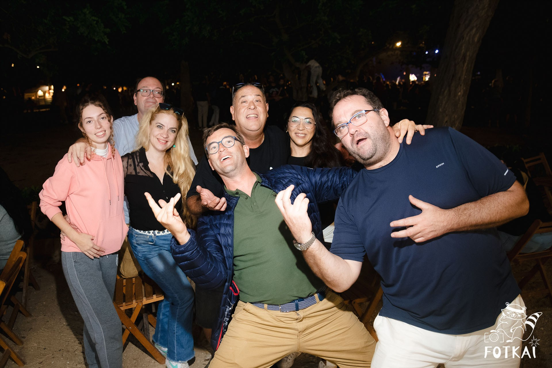 Фотоотчёт Street Food Market Torrevieja — Seguridad Social & Las Hienas DJs | FOTKAI