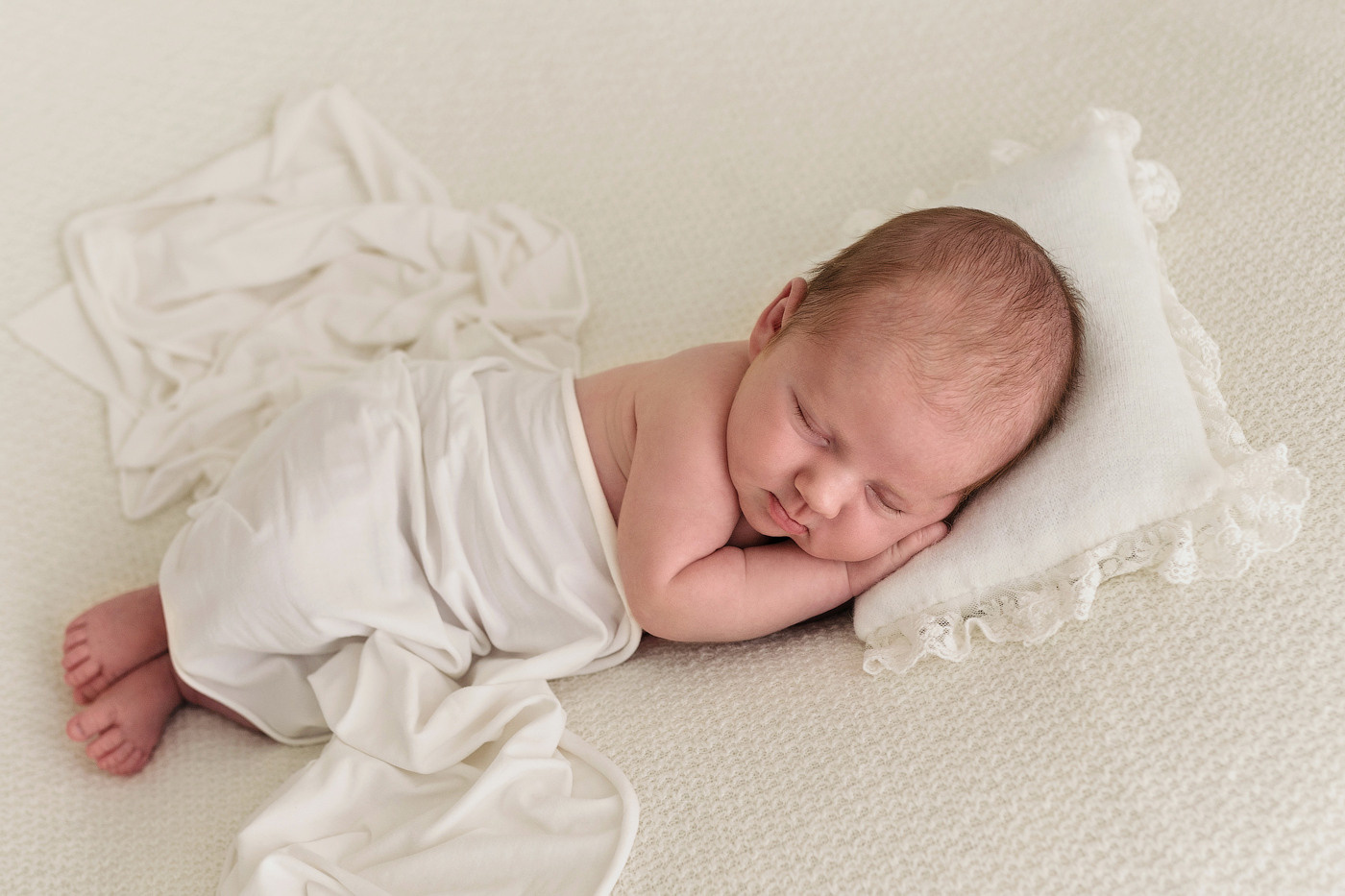 Newborn session price guide. Newborn and family photographer. Hills District. Sydney