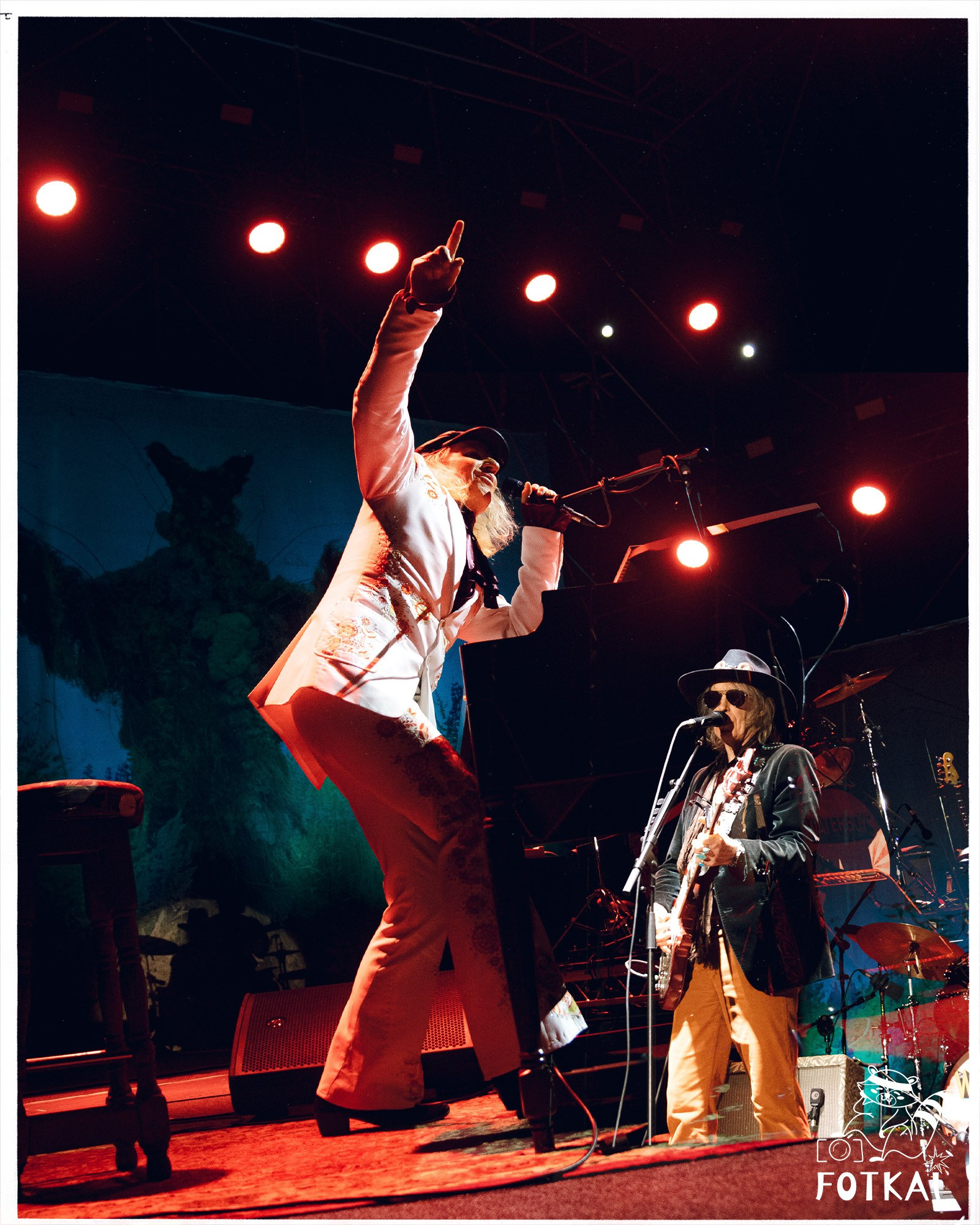 El resurgir de The Waterboys en Alicante: una noche luminosa en El Muelle Live | FOTKAI