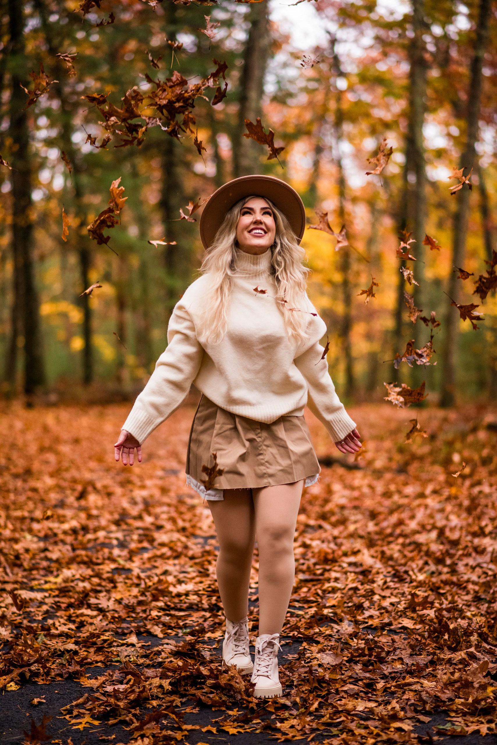 Capturing Fall Love: Shelen and Marcelo’s Romantic Photoshoot in Boston. Wedding photographer in Orlando, Boston & New York Anderson Marques