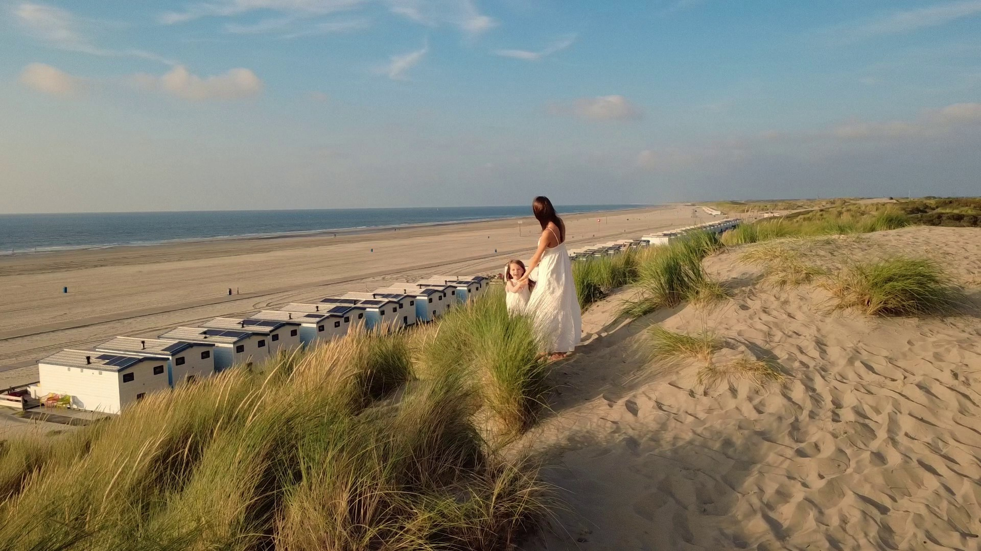 Mother & Daughter Photoshoot in the Dunes — Hoek van Holland. Romantic & Soulful Photography by Natalia Olhova in Rotterdam