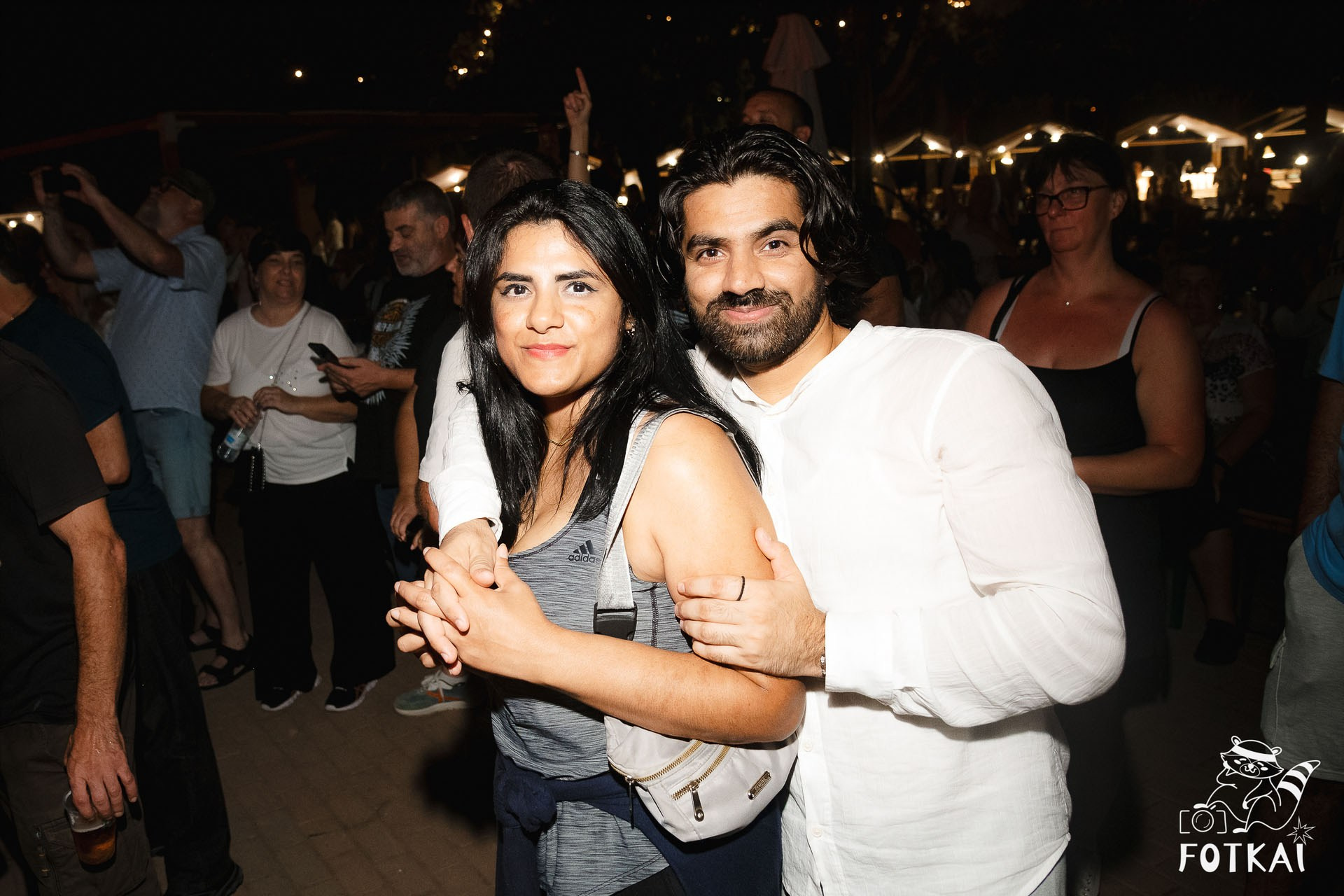 Фотоотчёт Street Food Market Torrevieja — Seguridad Social & Las Hienas DJs | FOTKAI