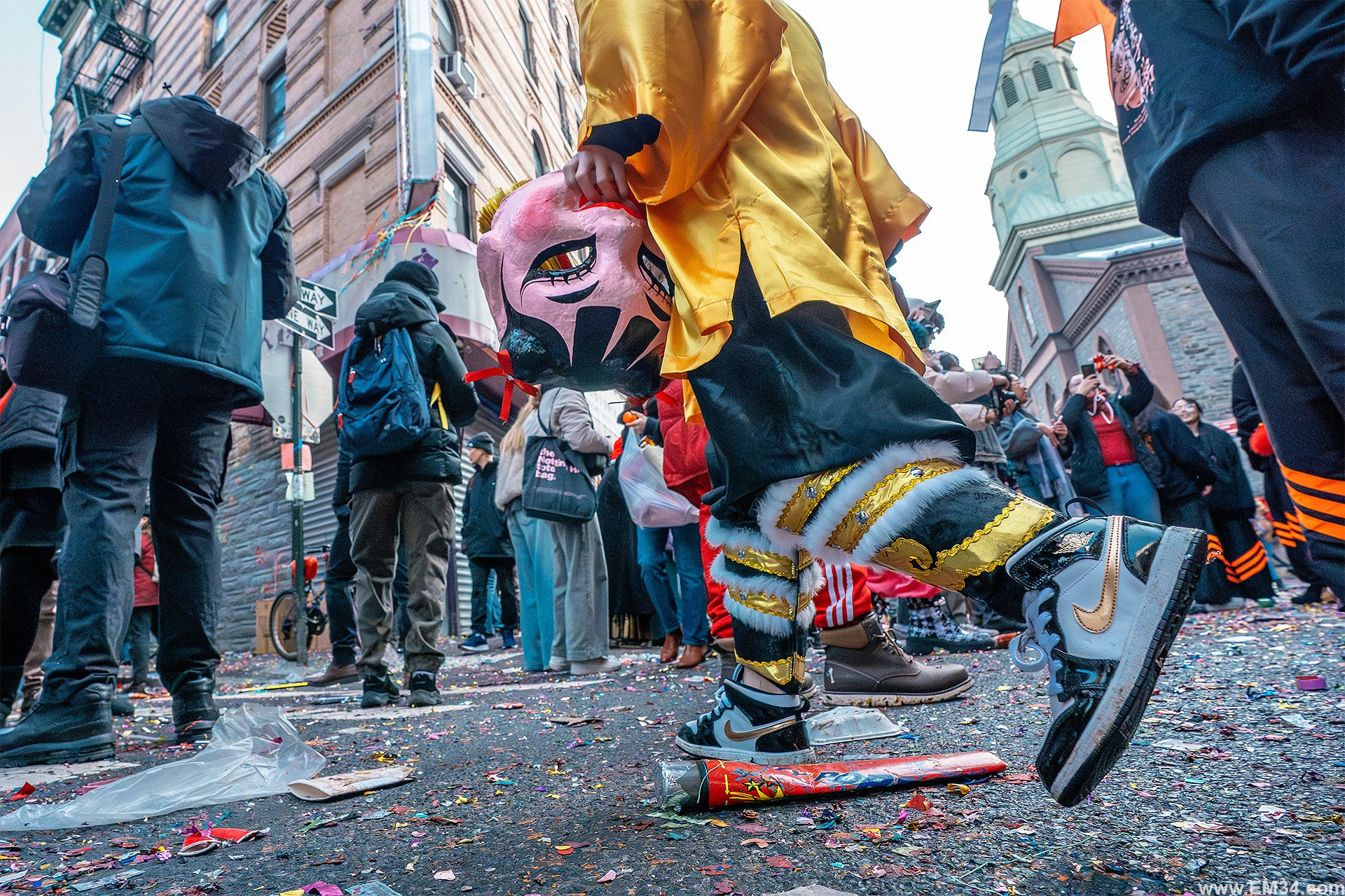 Lunar New Year Chinatown Street Photography — Chaotic NYC Festival Captured in One Hour of Firecrackers, Color & Energy. Emin Kuliyev — Award-Winning Wedding Photojournalist NYC & USA | Best Wedding Photographer Known for Candid, Timeless Moments