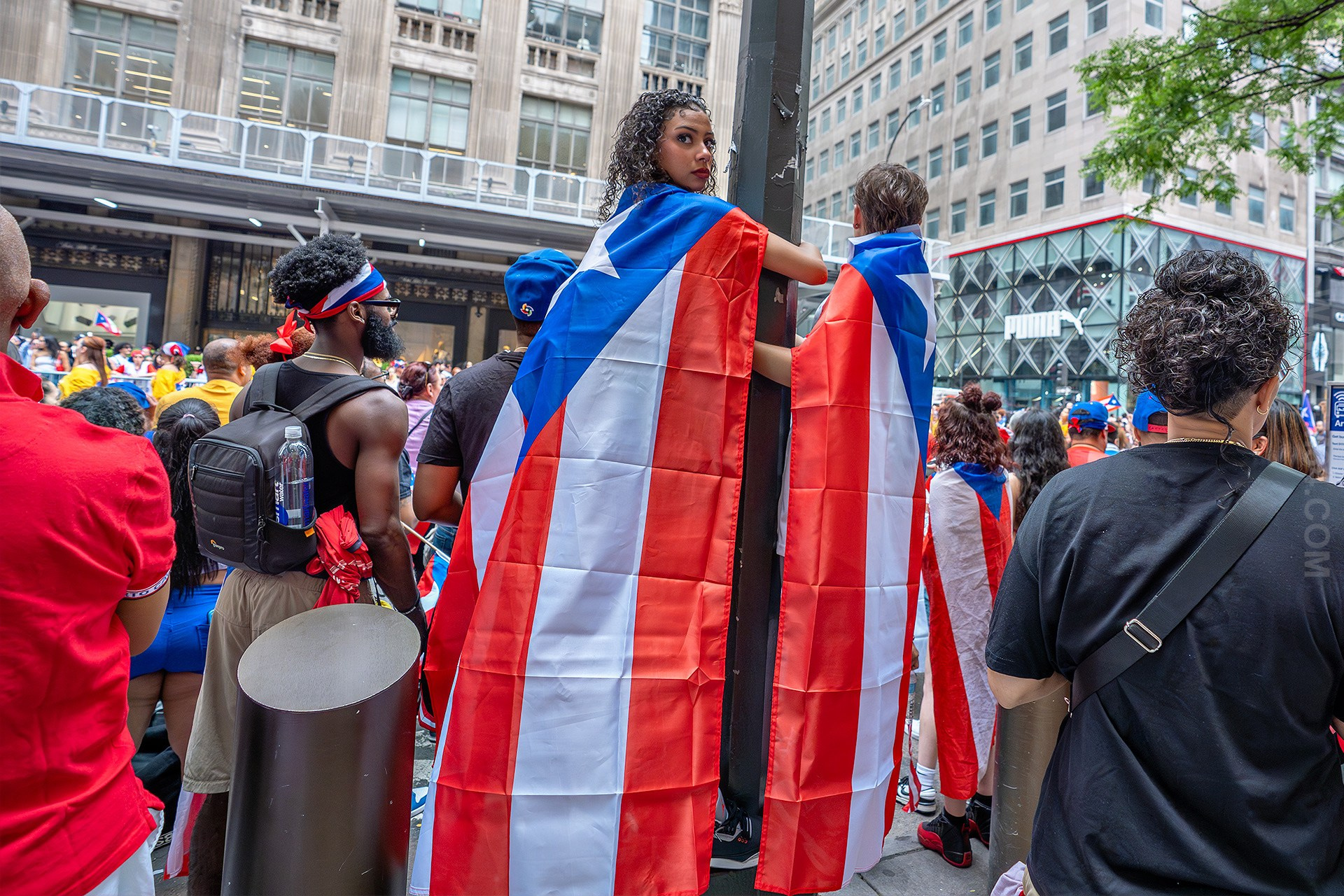 Halloween 2018 — Sophie & Eva -- New York, Times Square, Manhattan. Emin Kuliyev | New York wedding photographer