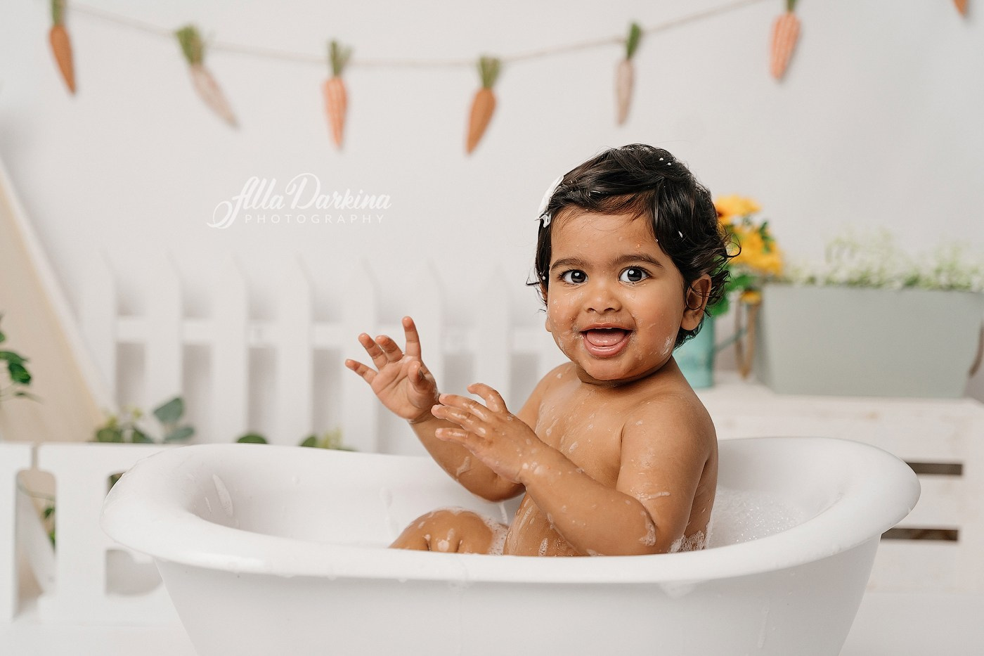 First birthday celebration. Newborn and family photographer. Hills District. Sydney