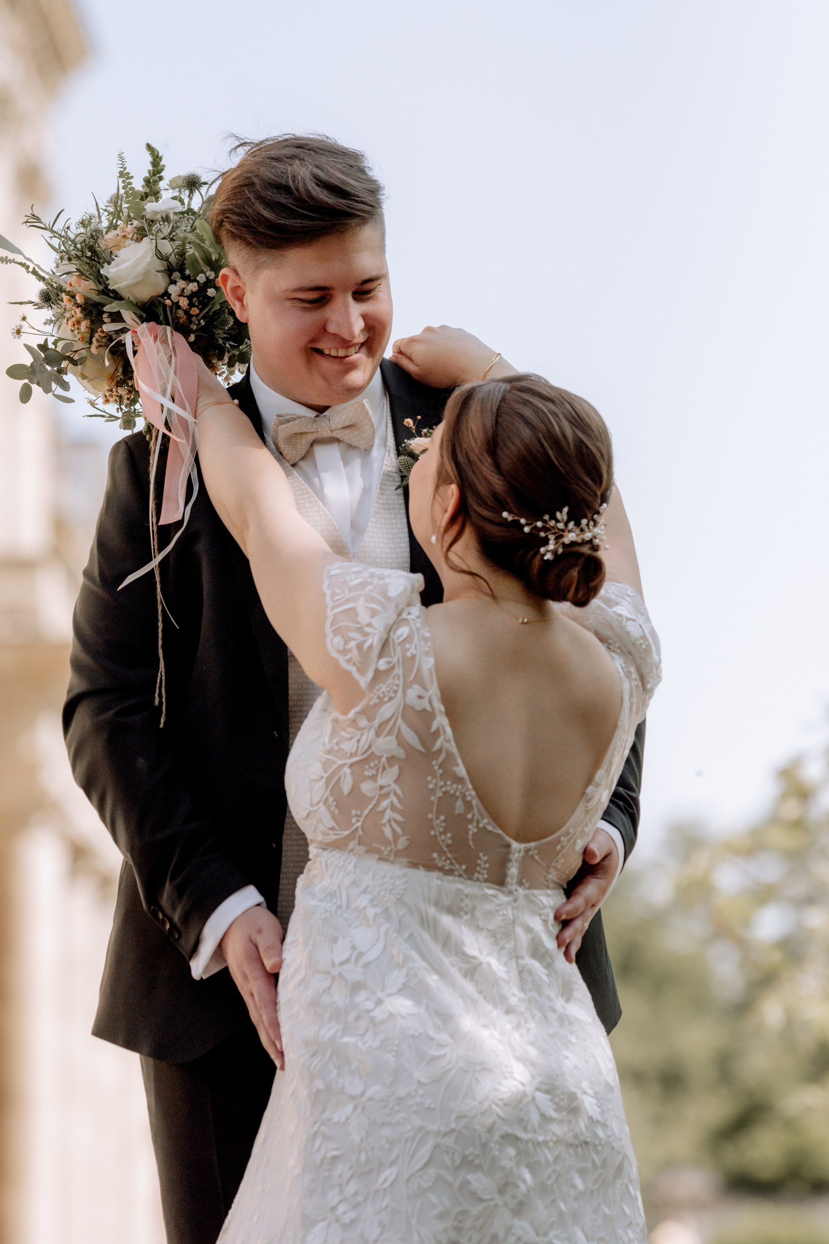 Hochzeitsfotografin Würzburg – Traumhafte Hochzeit im Schloss Werneck. Anna Saribekyan – Beste Hochzeitsfotografin in Würzburg, Top 10 in Deutschland