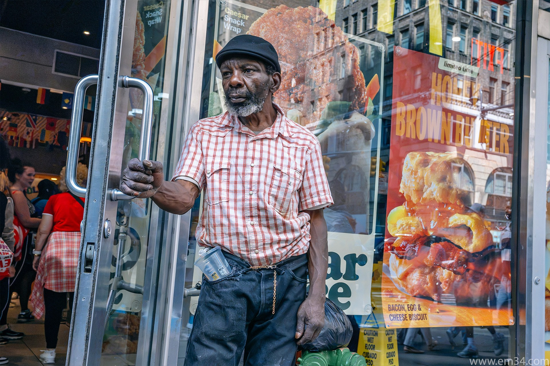 Spain vs Argentina Fans in Times Square | Street Photography by Emin Kuliyev