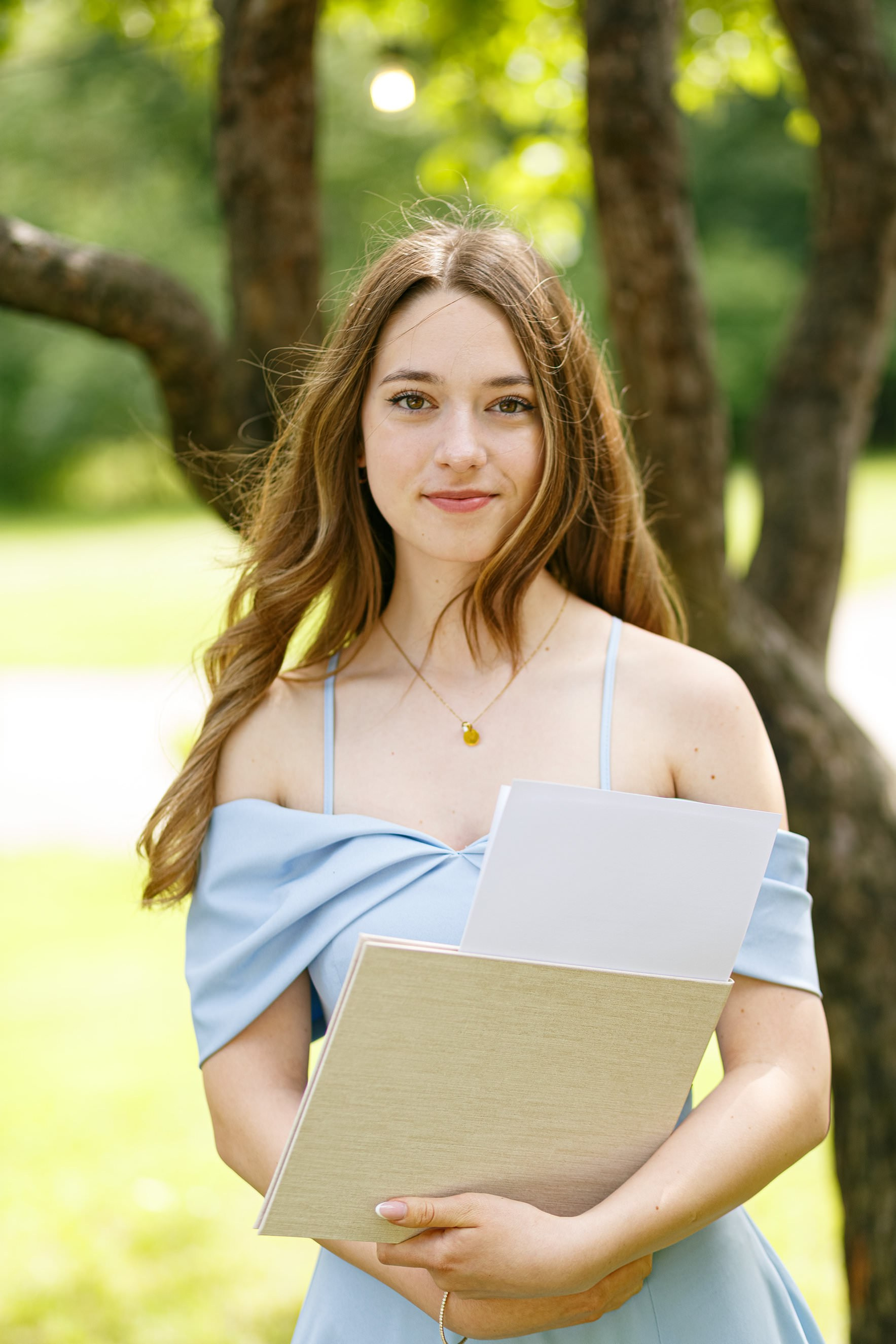 Skolas izlaiduma fotogrāfs