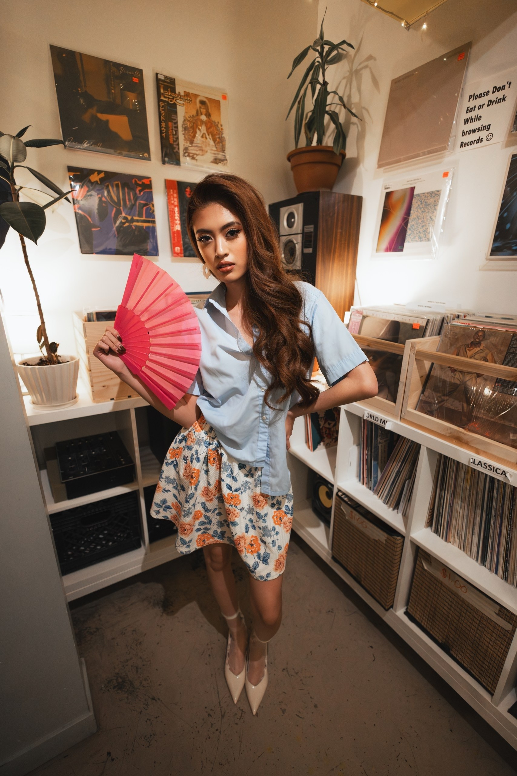 Qura Creative: Creative Branding, Visual Identity & Storytelling Services for Businesses and Projects. Qura Creative — A Multidisciplinary Creative House for Styling, Fashion Direction, Photography & Visual Storytelling