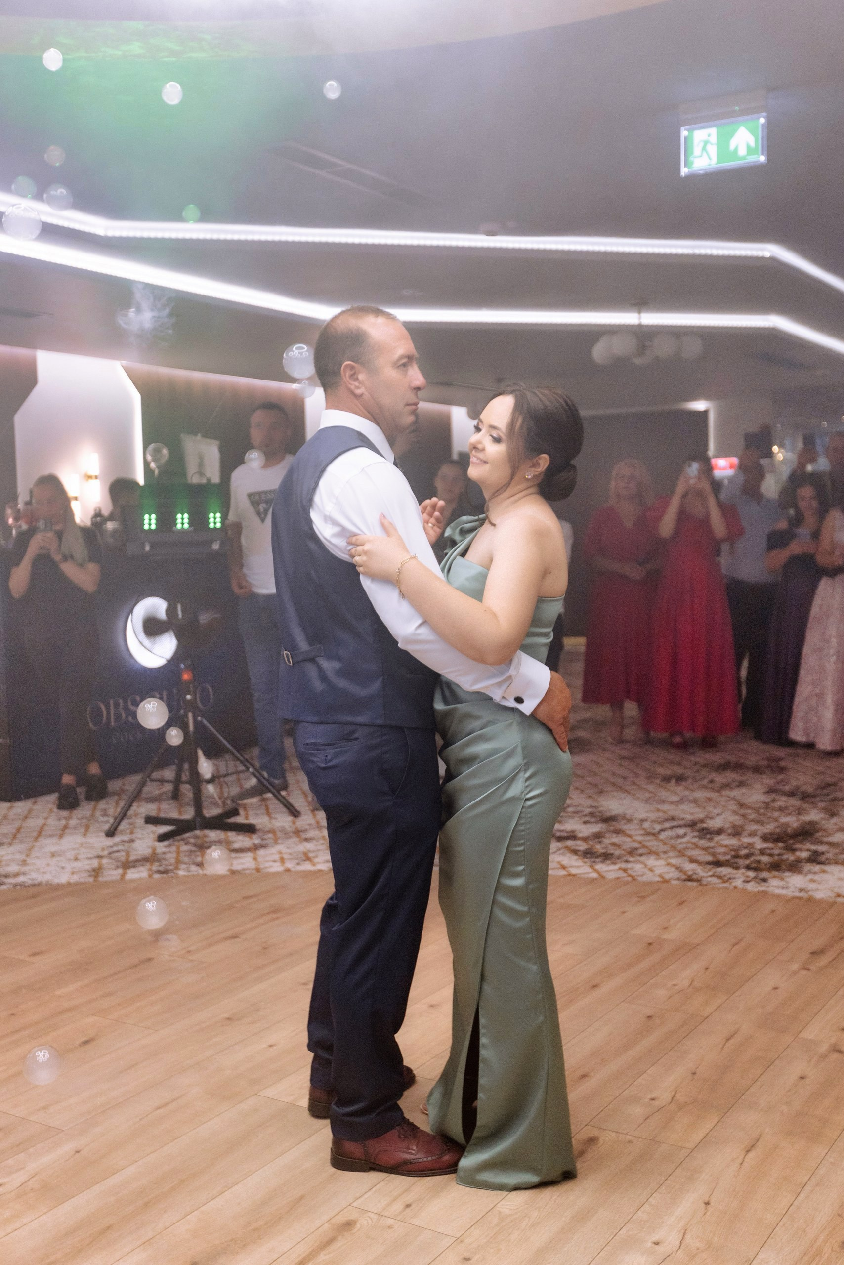 botez Luca Nectarie 22 februarie 2026 fotograf profesionist • fotograf botez Botoșani Luca Nectarie biserică • părinți Răzvan și Ramona botez copil emoții familie • nași Marin și Rodica botez copil fotografie profesională • detalii botez lumânare cristelniță biserică România • copil Luca Nectarie în brațe la botez moment emoționant • familie fericită la botez copil fotograf Alin Chirilă • fotografie botez naturală lumină caldă biserică • portret copil botez Luca Nectarie fotograf profesionist • momente autentice botez România familie și nași • slujbă botez copil imagini emoționante biserică • fotograf botez Iași și Botoșani Alin Chirilă - nunta--fotograf-profesionist-botosani - fotografie-nunta-romantica - imagini-nunta-in-natura-alin-chirila-fotograf - fotografii-cuplu-indragostit-nunta-botosani - sedinta-foto-miri-andrei-iustina-alinofotostudio - amintiri-din-nunta-realizate-de-fotograf-profesionist - povestea-nuntii-andrei-si-iustina-in-imagini-alinofotostudio-fotograf evenimente- evenimente Botoșani -fotograf Suceava - fotograf Iași- servicii foto. servicii foto Botoșani. servicii foto video Botoșani. otograf-nunta-botosani-fotograf nunta. fotograf evenimente. fotograf nunta Botoșani. Alin chirila. Alin chirila fotograf. Alinofotostudio.- servicii foto. servicii foto Botoșani. servicii foto video Botoșani. fotograf nunta. fotograf evenimente. fotograf nunta Botoșani. Alin chirila. Alin chirila fotograf. Alinofotostudio.fotograf stare civilă,poze stare civilă,album foto stare civilă,servicii foto suceava,fotograf evenimente suceava,fotograf nuntă suceava,poze cununie civilă,ședință foto stare civilă,sesiune foto suceava,fotograf profesionist suceava,fotograf botosani,stare civila botosani,alinofotostudio,alin chirila fotograf.servicii foto. servicii foto Botoșani. servicii foto video Botoșani. fotograf nunta. fotograf evenimente. fotograf nunta Botoșani. Alin chirila. Alin chirila fotograf. Alinofotostudio.fotograf stare civilă,poze stare civilă,album foto stare civilă,servicii foto suceava,fotograf evenimente suceava,fotograf nuntă suceava,poze cununie civilă,ședință foto stare civilă,sesiune foto suceava,fotograf profesionist suceava,fotograf botosani,stare civila povestitor prin fotografiebotosani,alinofotostudio,alin chirila fotograf,servicii foto. servicii foto Botoșani. servicii foto video Botoșani. fotograf nunta. fotograf evenimente. fotograf nunta Botoșani. Alin chirila. Alin chirila fotograf. Alinofotostudio.fotograf stare civilă,poze stare civilă,album foto stare civilă,servicii foto suceava,fotograf evenimente suceava,fotograf nuntă suceava,poze cununie civilă,ședință foto stare civilă,sesiune foto suceava,fotograf profesionist suceava,fotograf botosani,stare civila botosani,alinofotostudio,alin chirila fotograf,cununie religioasă botoșani,andreea și neculai,capela militară botoșani,foto conacul zăicești,fotograf nuntă botoșani,fotograf cununie religioasă,foto evenimente botoșani,poze cununie capela militară,ședință foto zăicești,fotograf profesionist botoșaniMire și mireasă – Sergiu & Liliana – ziua nunții, 2024 - Emoții în ziua nunții – Sergiu și Liliana - Dansul mirilor – fotografie artistică nuntă 2024 - Sedinta foto romantică în natură – Sergiu & Liliana - Rochia de mireasă și detalii de nuntă elegan-Album de cununie civilă Florin și Anda – Fotografii profesionale realizate de Alin Chirilă în Botoșani -fotograf prin fotografie-Ședință foto Trash the Dress pe muntele Rarău cu Iulian și Iuliana – fotografie de cuplu, natură montană, emoție autentică surprinsă de Alin Chirilă, povestitor prin fotografie.- "Iulian și Iuliana pe crestele Rarăului – fotografie Trash the Dress în natură" - "Cuplu îmbrățișat la apus pe muntele Rarău – ședință foto după nuntă" - "Rochie de mireasă în vânt pe munte – Trash the Dress Rarău-1. Iulian și Iuliana pe muntele Rarău – ședință foto Trash the Dress în natură, cu peisaj montan spectaculos 2. Cuplu în îmbrățișare pe Rarău – emoție autentică surprinsă după nuntă 3. Rochie de mireasă în bătaia vântului – fotografie artistică Trash the Dress în munți 4. Mire și mireasă privind spre orizont – dragoste și libertate pe muntele Rarău 5. Iuliana zâmbind în rochia de mireasă – portret în natură, Trash the Dress 6. Iulian ținându-și mireasa de mână – ședință foto romantică pe munte 7. Detaliu cu rochia pe stâncă – estetică naturală Trash the Dress Rarău 8. Cuplu în mers pe poteca Rarăului – fotografie simbolică de după nuntă 9. Apus de soare pe Rarău în spatele mirilor – imagine de poveste Trash the Dress 10. Iulian și Iuliana râzând împreună – momente autentice surprinse de Alin Chirilă, povestitor prin fotografie-fotograf-nunta-cerbu-botosan trash-the-dress-botosani Alin Chirilă Fotograf – fotograf de nuntă Botoșani-fotograf nuntă Botoșani-fotograf nuntă Cerbu Botoșani-fotograf profesionist nuntă Botoșani-fotografie de nuntă Botoșani-fotograf evenimente Botoșani-fotograf nuntă Moldova-fotograf trash the dress Botoșani - fotograf pregătirea mirilor Botoșani -fotograf ceremonie religioasă nuntă-fotograf petrecere nuntă Botoșani- fotograf nuntă Botoșani pregătirea mirelui- pregătirea mirelui fotografie nuntă Cerbu Botoșani-fotograf nuntă Botoșani pregătirea miresei -mireasă pregătiri nuntă Cerbu Botoșani-fotograf nuntă Botoșani nașii mirilor-ceremonie religioasă nuntă Cerbu Botoșani-fotograf nuntă Botoșani ceremonie religioasă biserică-petrecere nuntă Cerbu Botoșani invitați dans-fotograf nuntă Botoșani petrecere restaurant-ședință foto trash the dress-fotograf trash the dress Botoșani ședință foto după nuntă-Fotograf nuntă Botoșani – galerie foto reală de la evenimente stare civilă Sebi și Claudia Copălău • cununie civilă Primăria Copălău Botoșani • miri emoționați la starea civilă • semnarea actelor cununie civilă • fotografii naturale stare civilă Botoșani • familie și prieteni la cununie civilă • cadre emoționale cununie civilă • fotograf profesionist Botoșani eveniment stare civilă Sebi și Claudia la Primăria Copălău Botoșani fotograf evenimente • fotograf cununie civilă Copălău Botoșani cadre naturale și emoționale • fotograf profesionist Botoșani stare civilă Sebi și Claudia • momente autentice cununie civilă Copălău fotograf Alin Chirilă • fotografii emoționale stare civilă în județul Botoșani• fotograf nunta Oana si Ionut juraminte emotii reale • mireasa Oana juraminte nunta fotografie profesionala • mire Ionut citind juraminte nunta eleganta • juraminte nunta emotionante Oana si Ionut fotograf • fotograf nunta Botosani momente autentice juraminte • mireasa cu emotii in timpul juramintelor nunta • mire elegant costum bej juraminte nunta • fotografii nunta premium cuplu indragostit Romania • momente reale nunta juraminte fotografie artistica • sedinta foto nunta juraminte in aer liber • fotograf profesionist nunta cadre emotionante • cuplu miri juraminte iubire si credinta • detalii nunta eleganta decor floral alb verde • fotografie nunta stil fine art juraminte • poveste de dragoste surprinsa in ziua nuntii