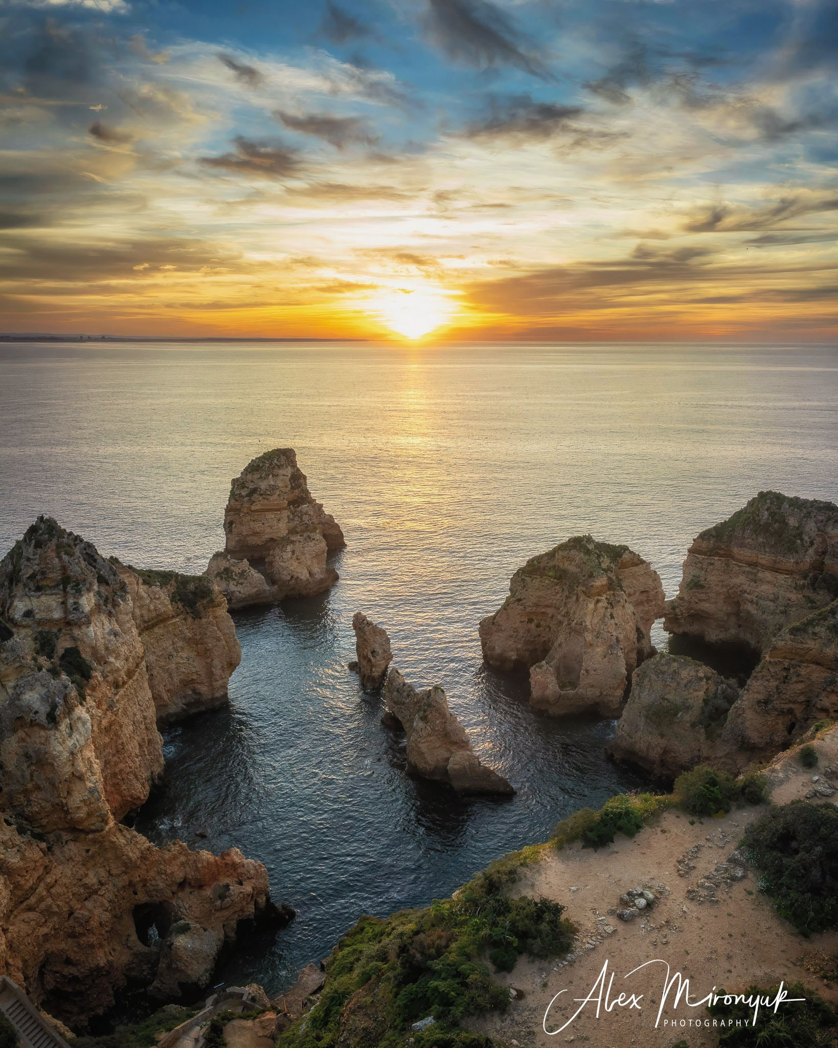 Portugal’s Scenic Treasures. Pet, Senior, Landscape, portrait studio, photographer in Miami and Sou