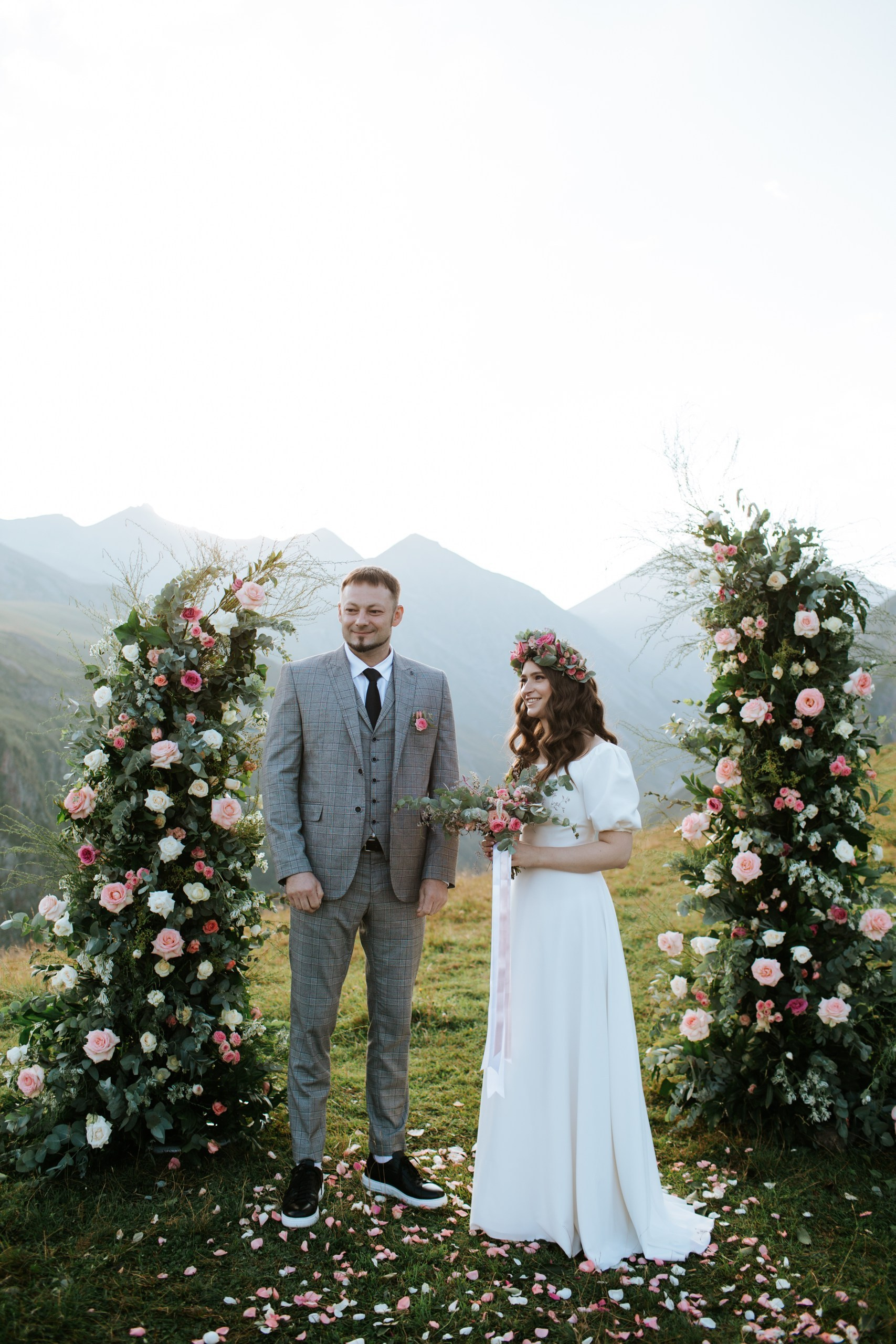 Поженитесь в Грузии за 9 часов со 100% гарантией. Арт Ивент Студио — Самое рейтинговое свадебное агентство в Грузии