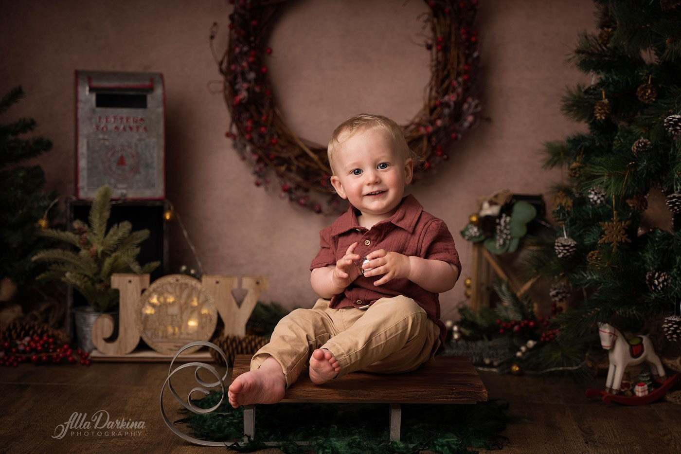 Christmas mini sessions 2025| Sydney. Newborn and family photographer. Hills District. Sydney