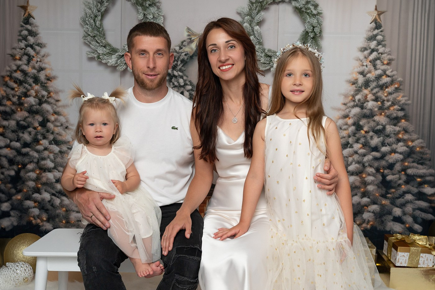 Christmas mini sessions 2025| Sydney. Newborn and family photographer. Hills District. Sydney