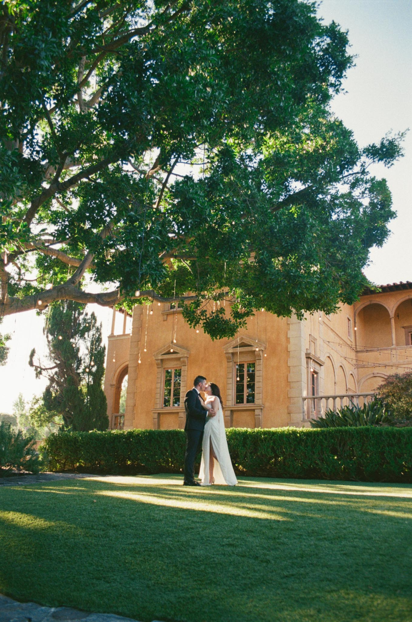 Engagements. Sura Moments | Southern California Wedding Photo & Video