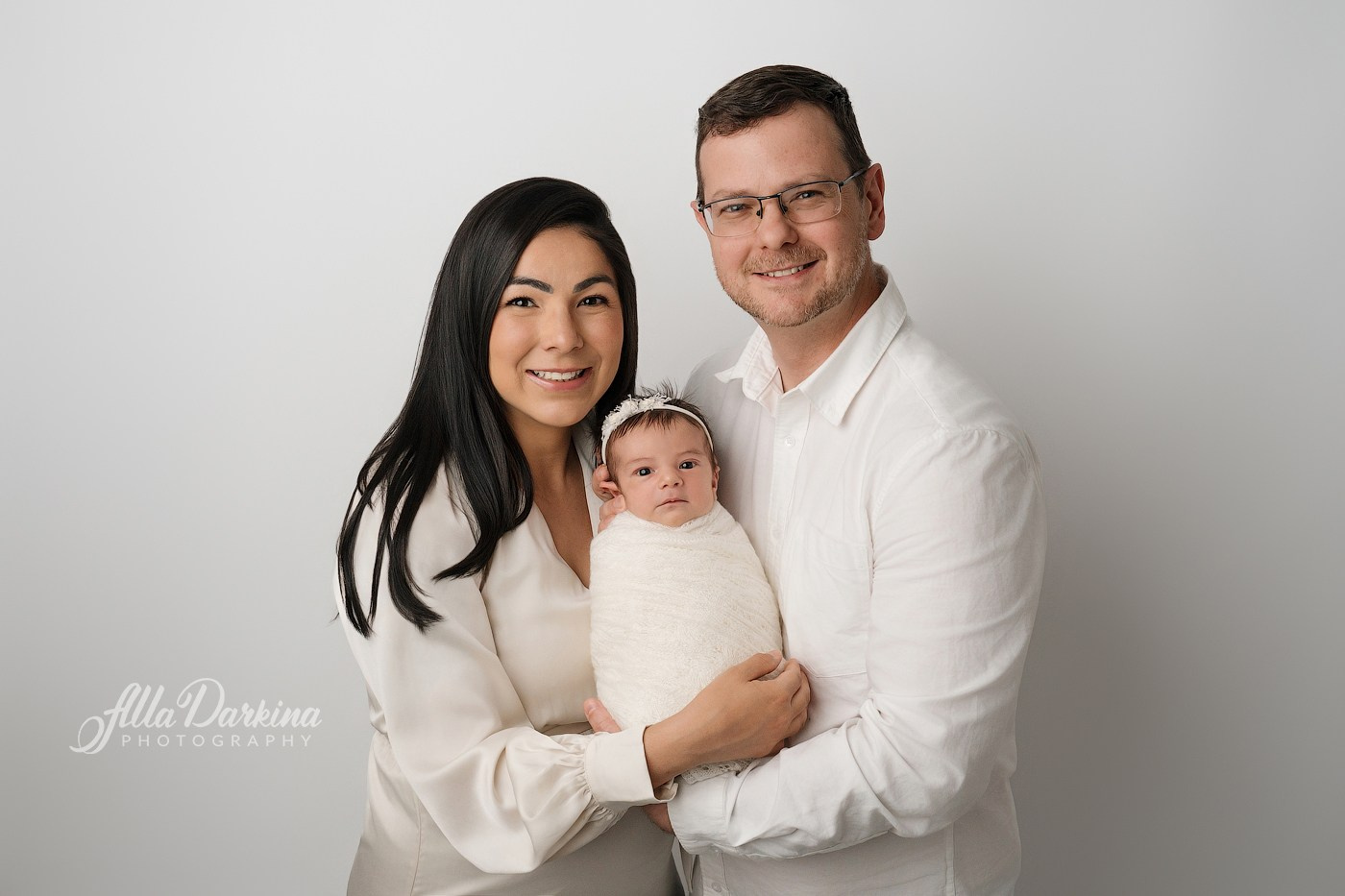 Newborn photo session. Newborn and family photographer. Hills District. Sydney