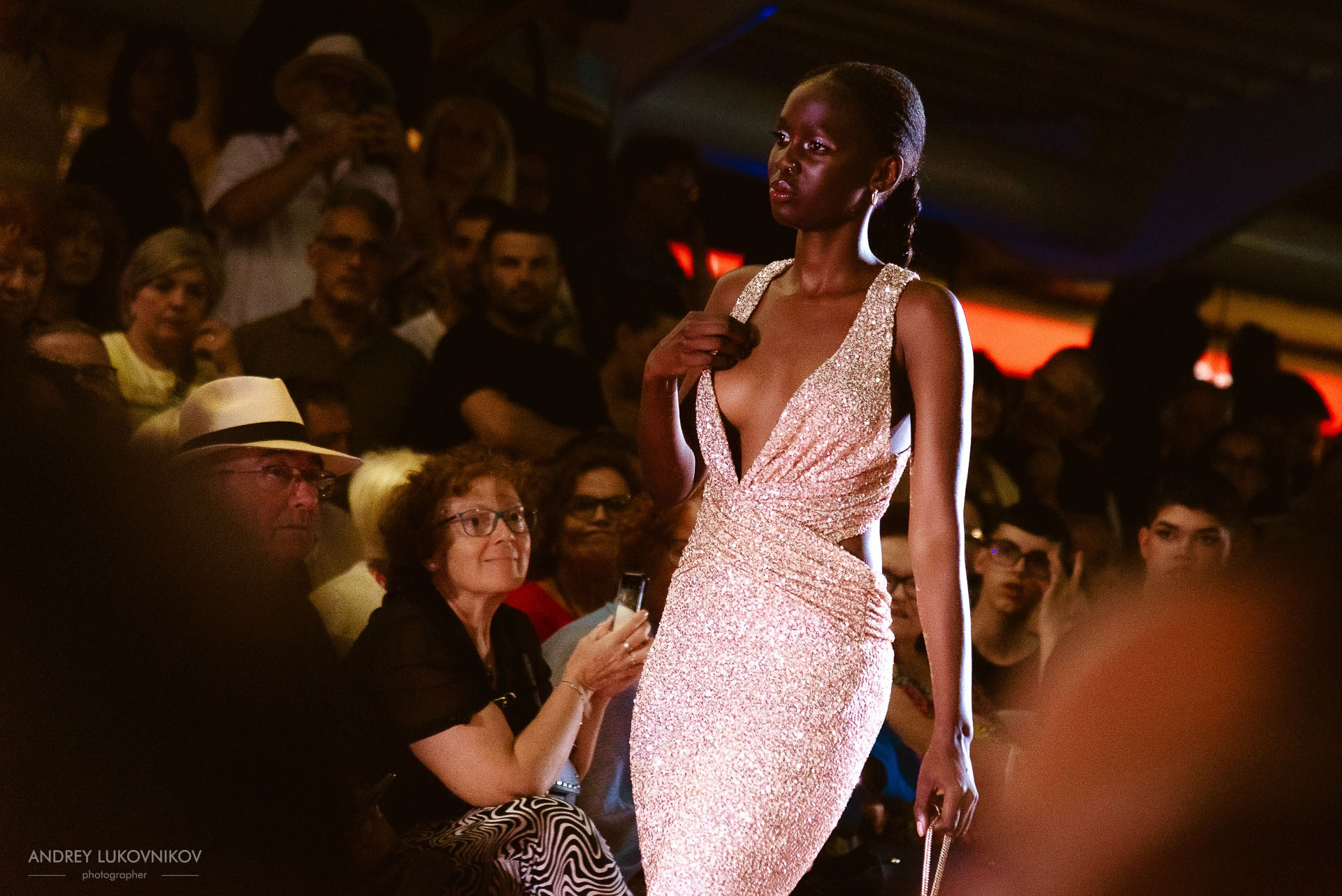Reportaje del Fin de Semana de Torrevieja 2024 — Fotógrafo de Desfiles de Moda en España, Andrey Lukovnikov