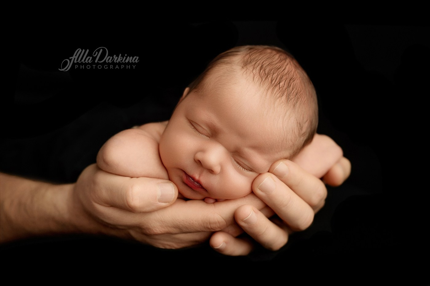 Newborn session price guide. Newborn and family photographer. Hills District. Sydney