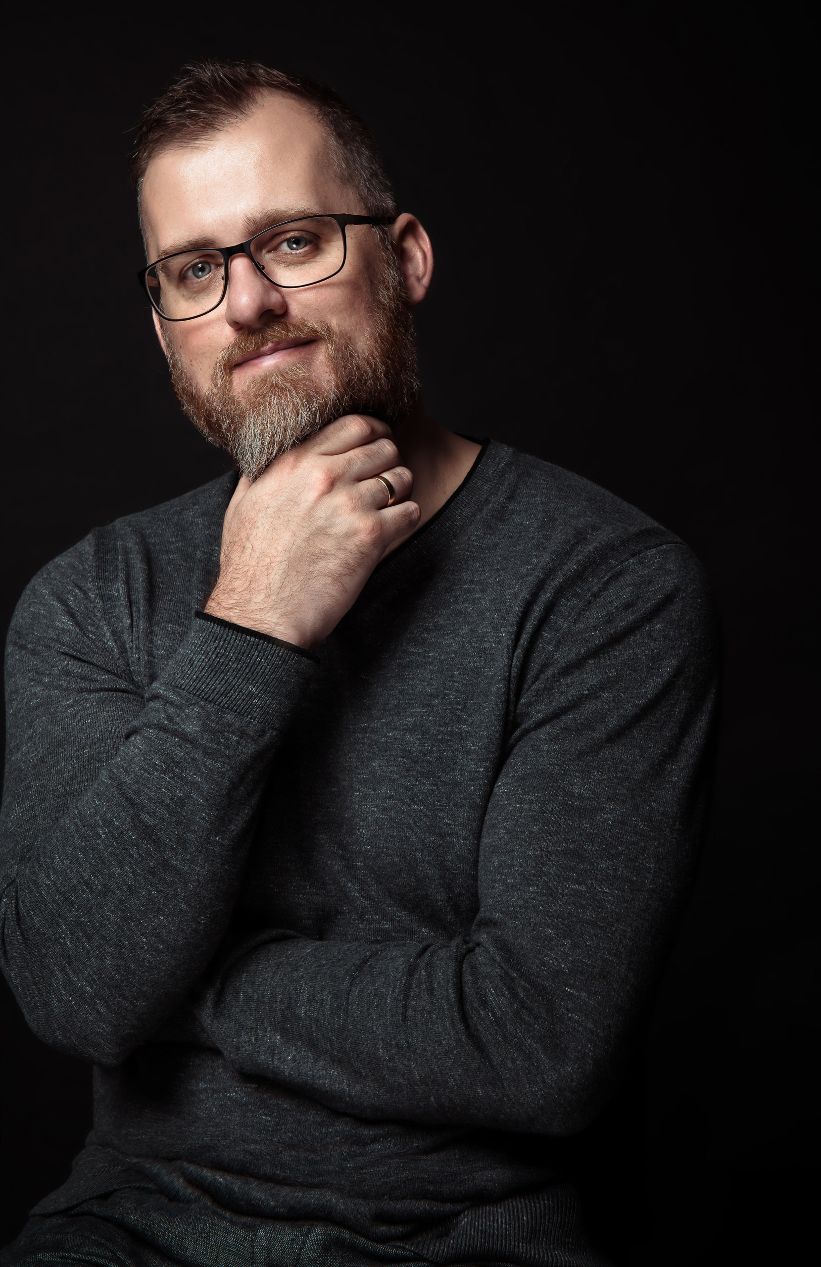 Art Porträt. Polina Sebrek Fotografin in Regensburg Deutschland